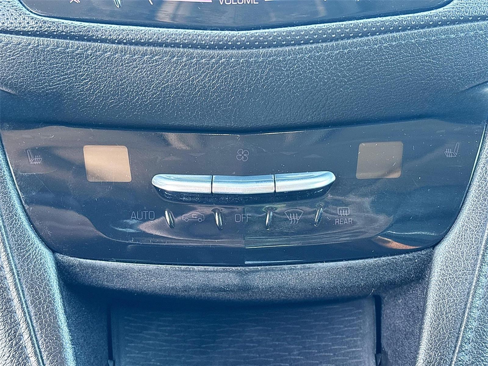 2017 Cadillac XT5 Luxury FWD