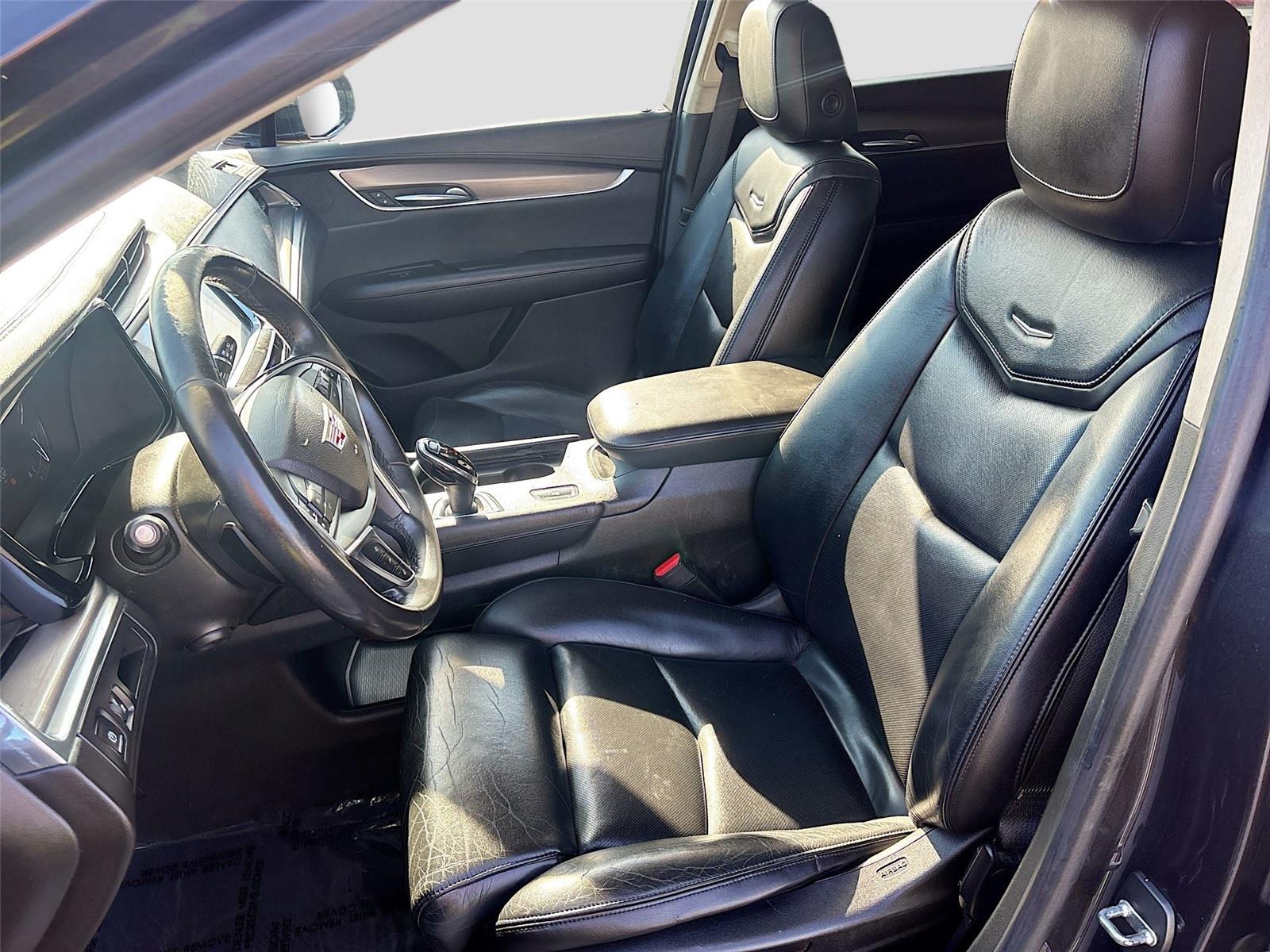 2017 Cadillac XT5 Luxury FWD