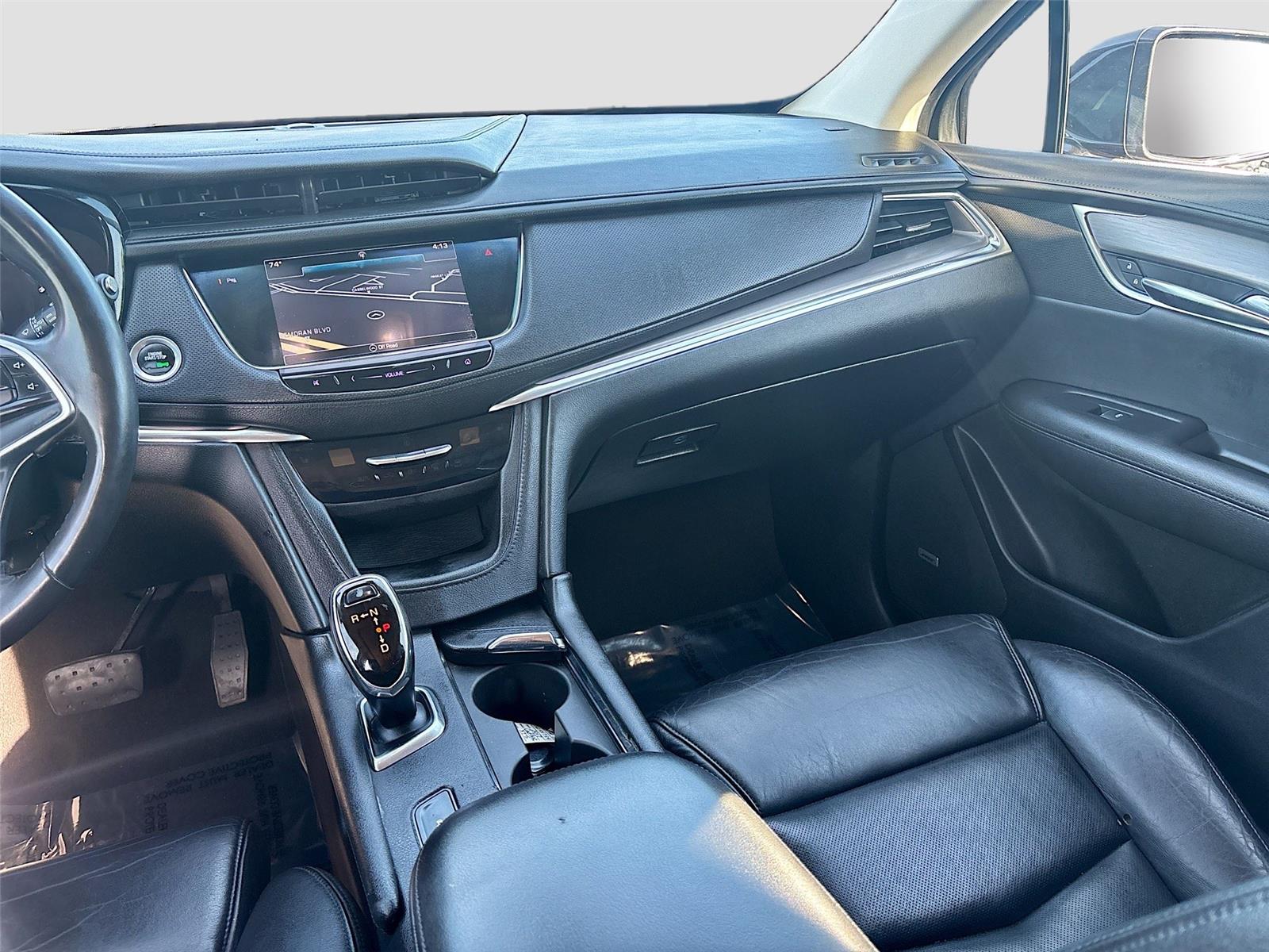 2017 Cadillac XT5 Luxury FWD