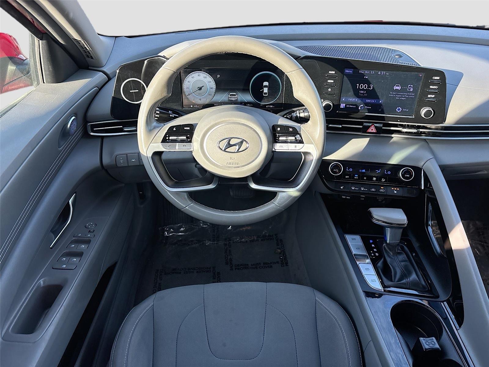 2022 Hyundai Elantra SEL
