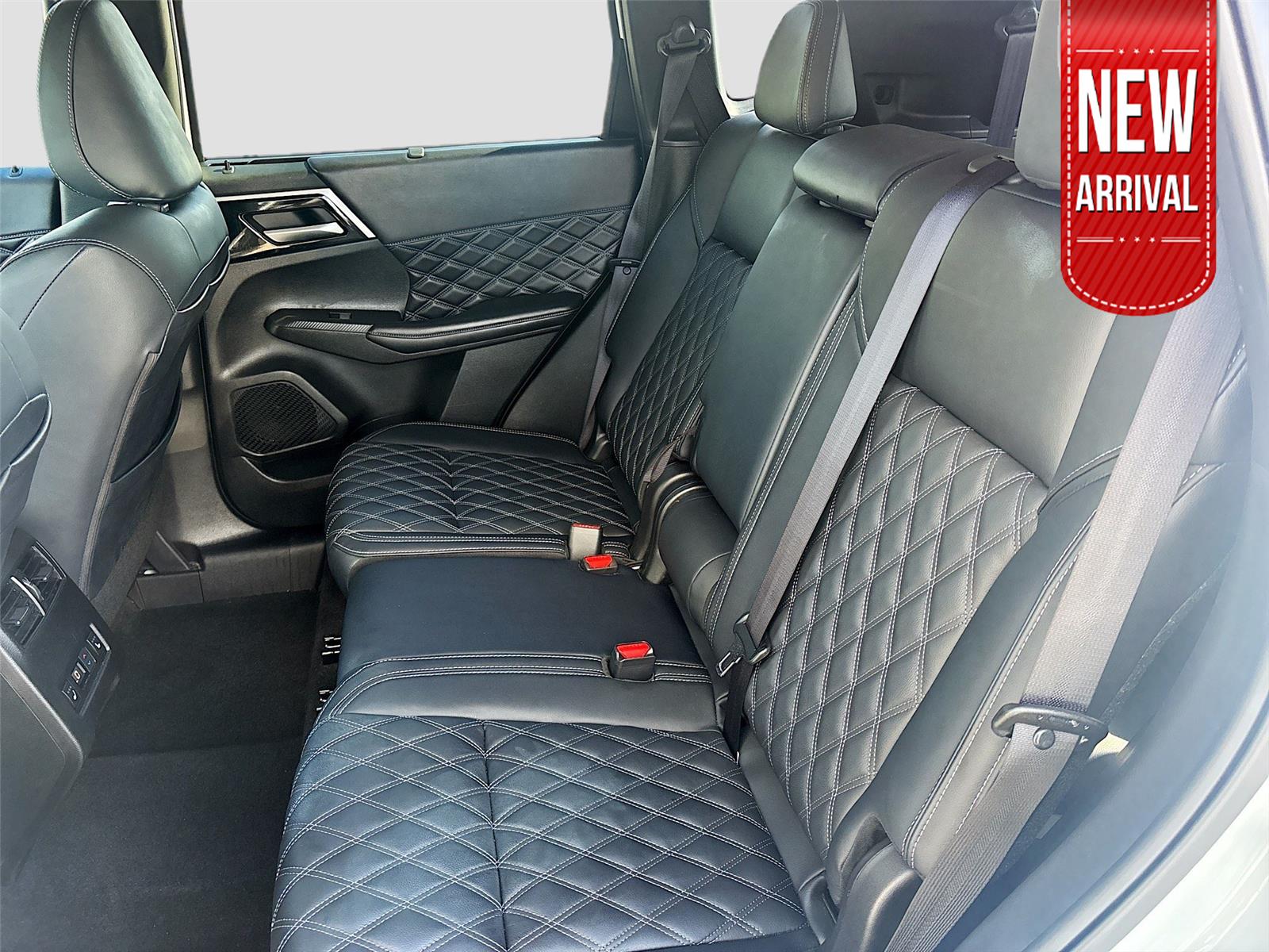 2024 Mitsubishi Outlander SEL