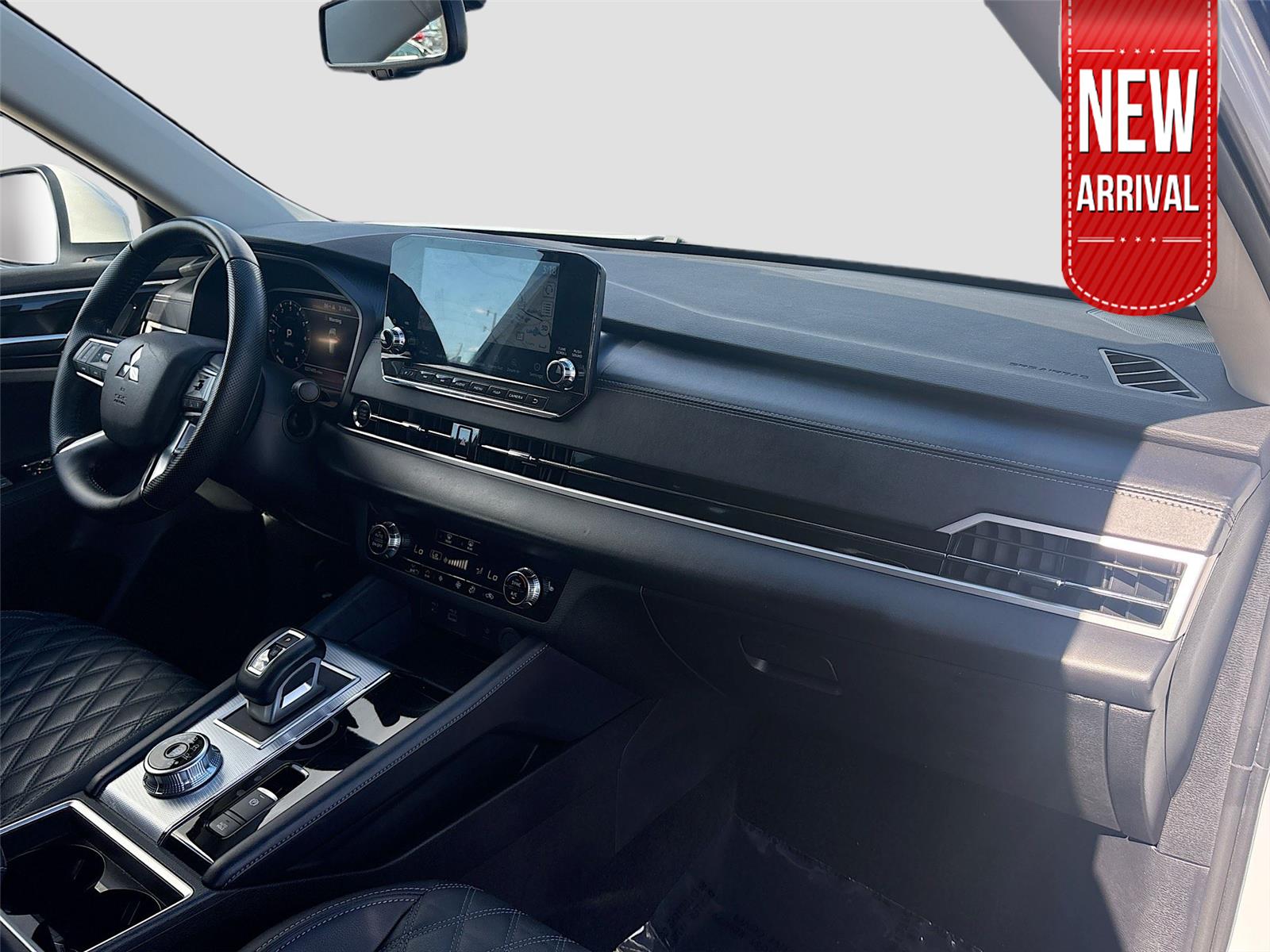 2024 Mitsubishi Outlander SEL