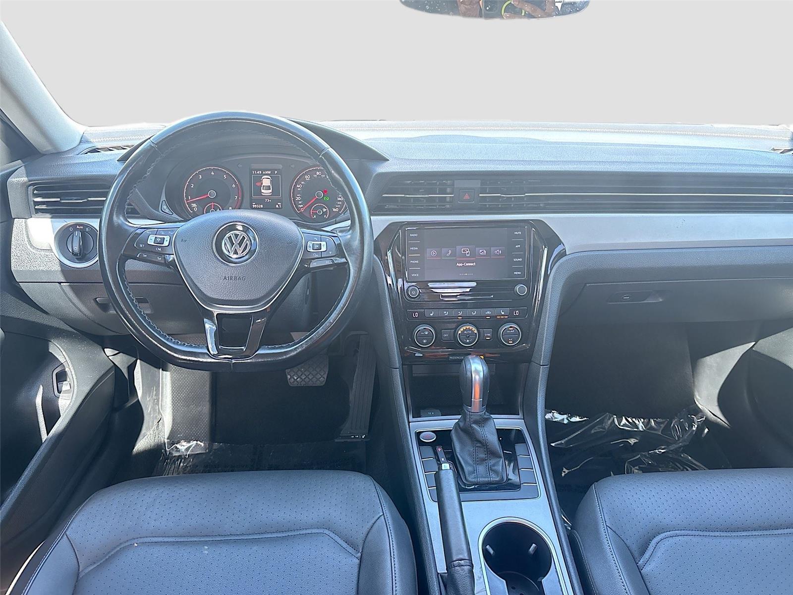 2020 Volkswagen Passat 2.0T SE