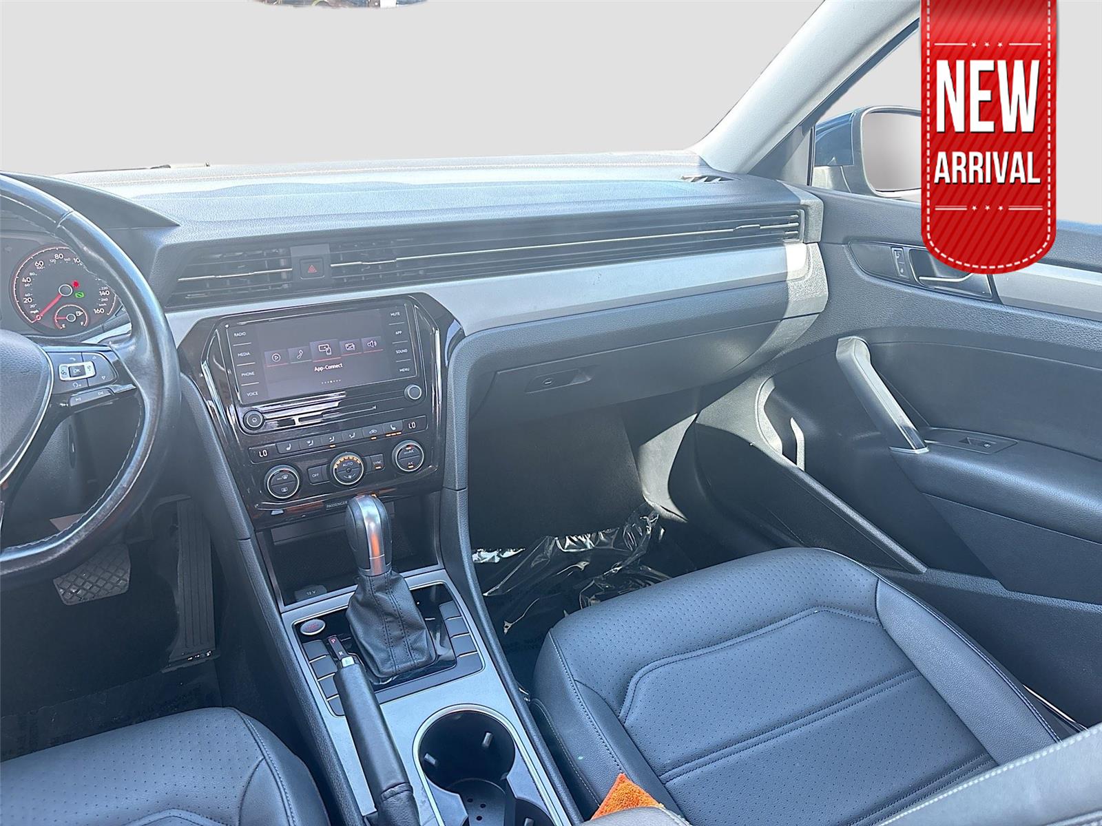 2020 Volkswagen Passat 2.0T SE