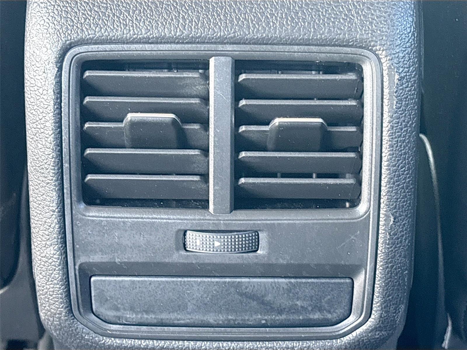 2020 Volkswagen Passat 2.0T SE