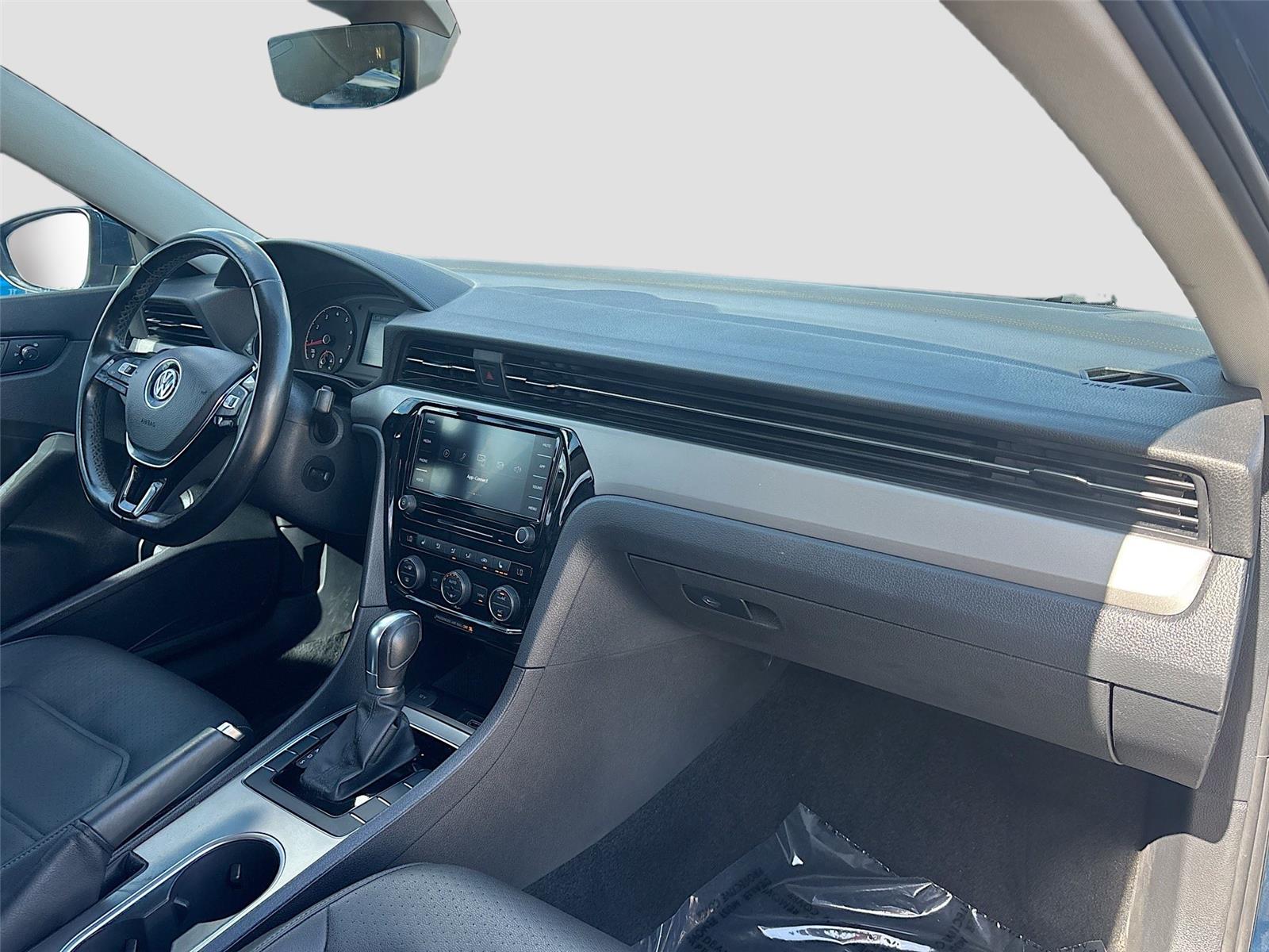 2020 Volkswagen Passat 2.0T SE