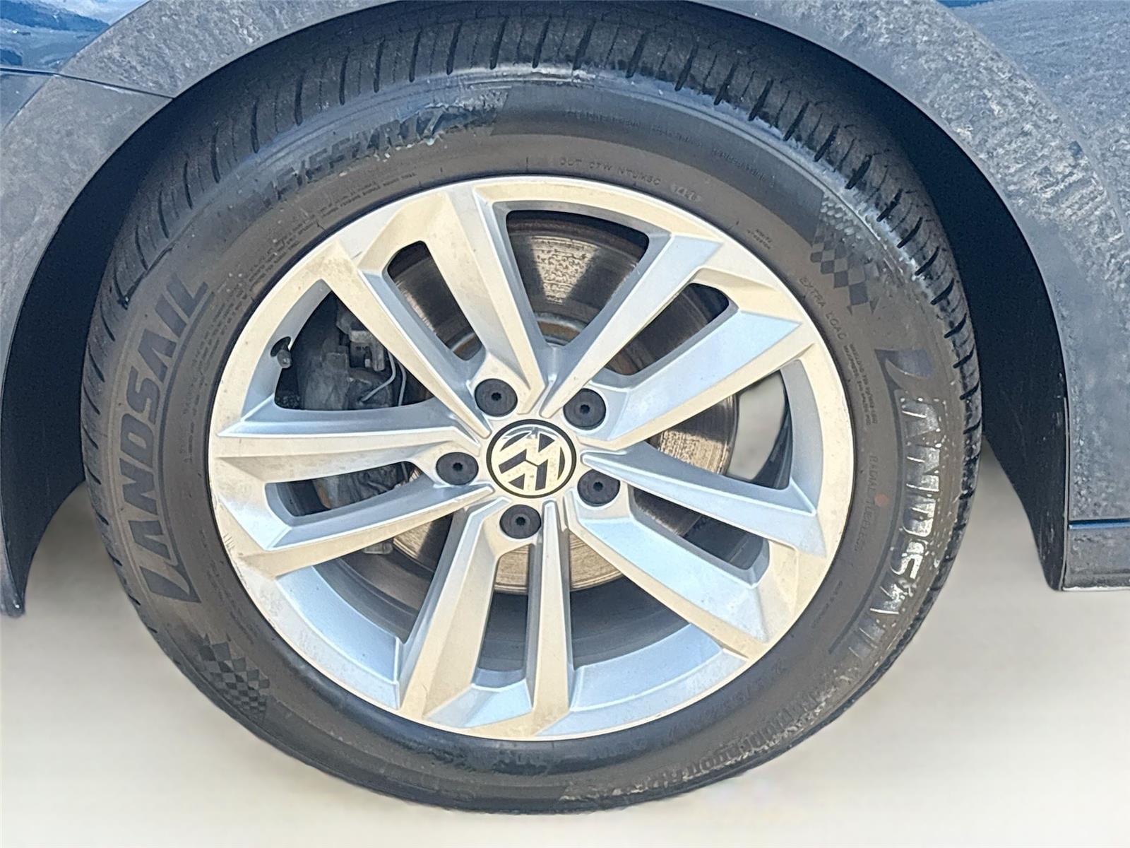 2020 Volkswagen Passat 2.0T SE