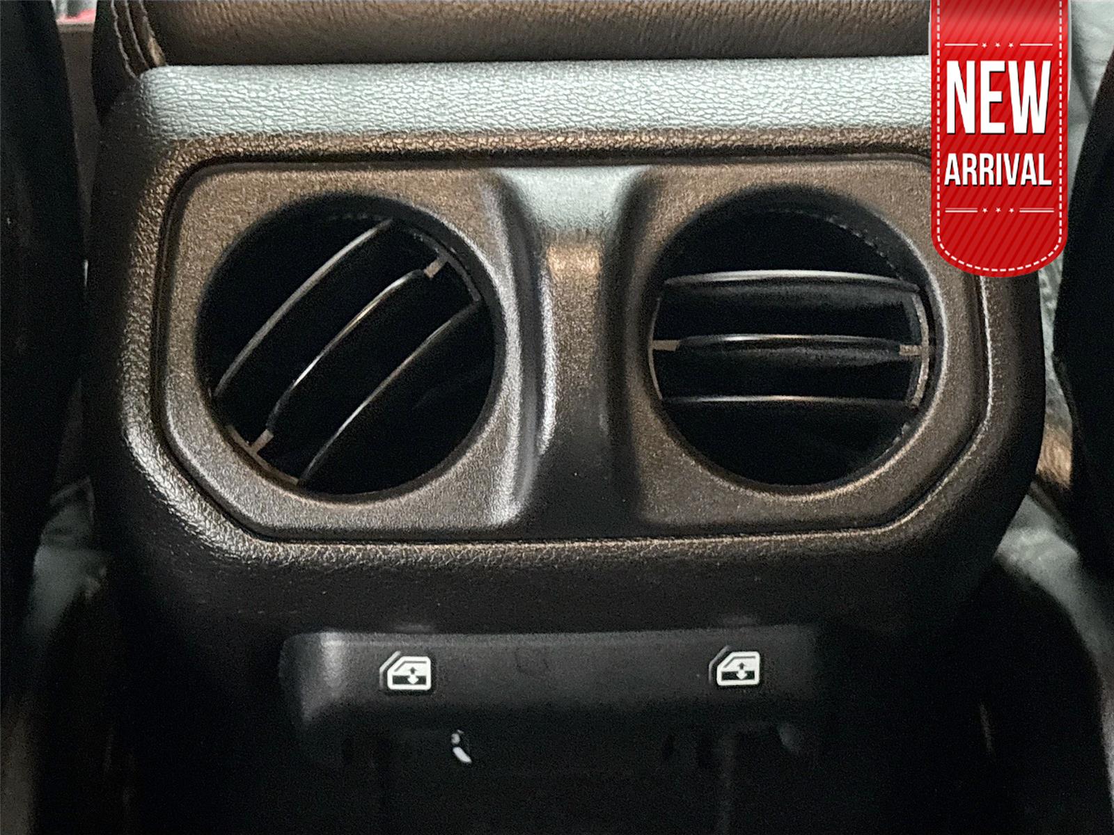 2019 Jeep Wrangler Unlimited Sahara Altitude