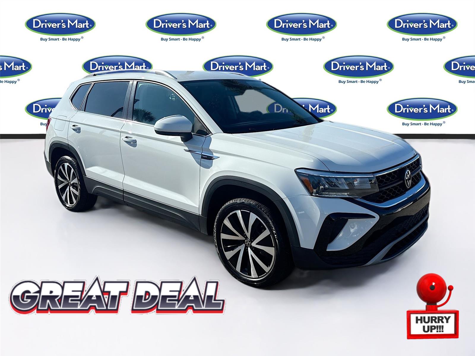 2024 Volkswagen Taos SE's photo