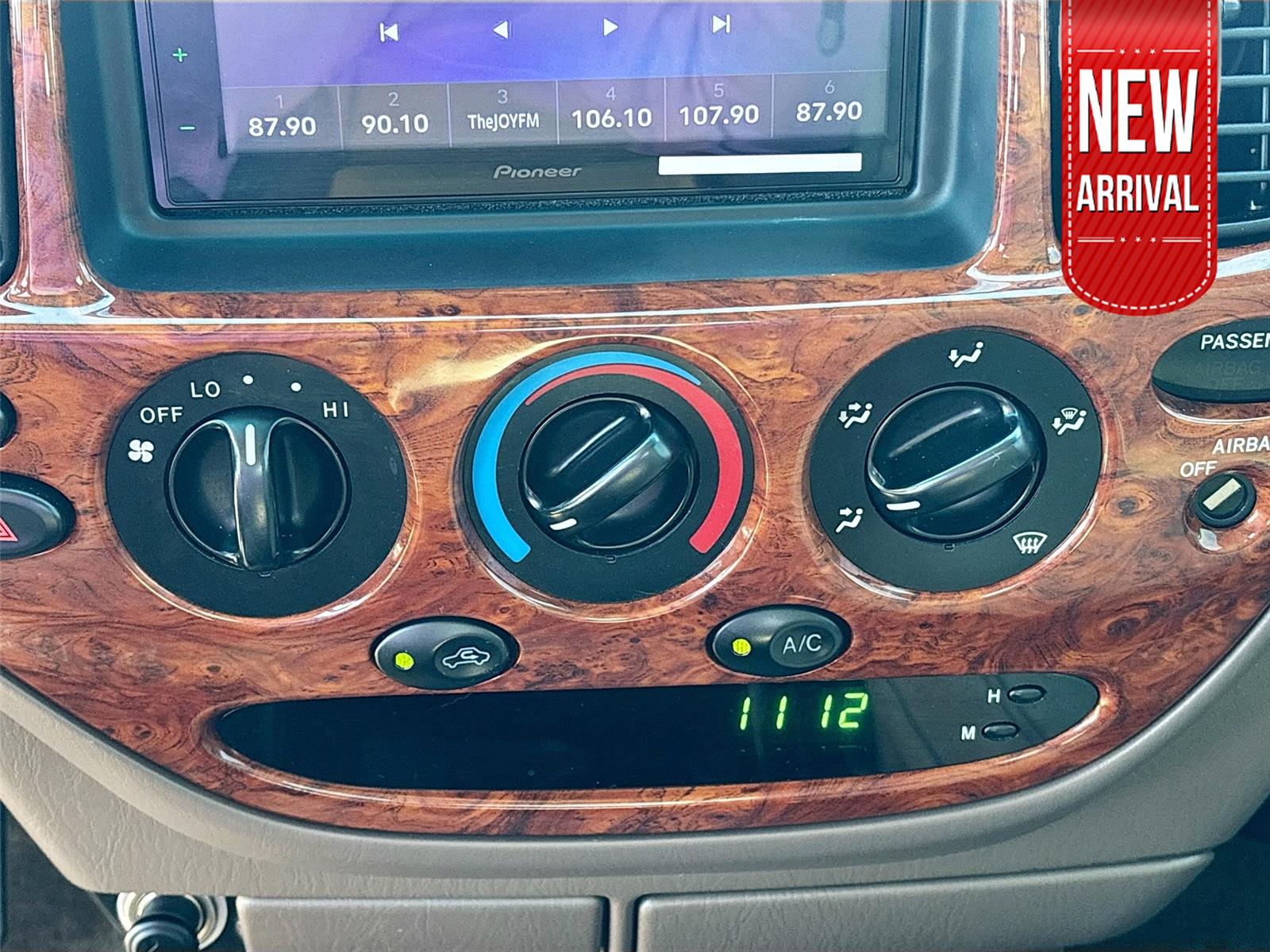 2002 Toyota Tundra Limited V8