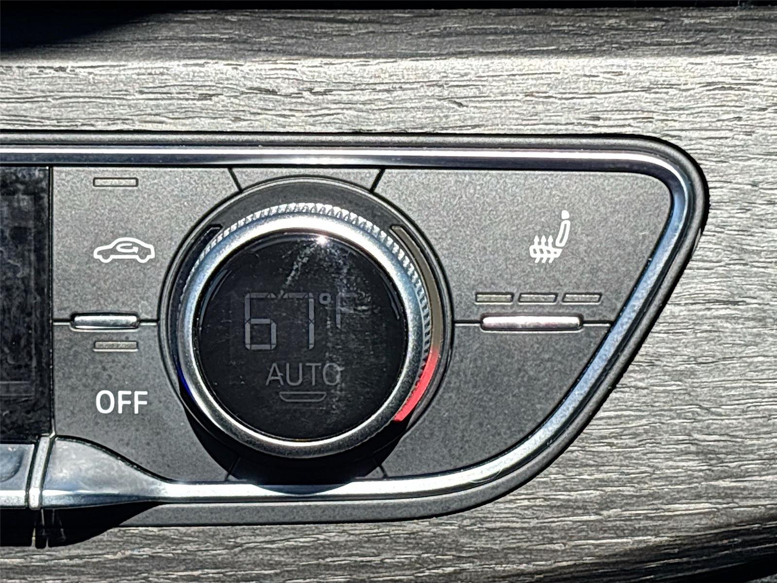 2017 Audi A4 ultra Premium