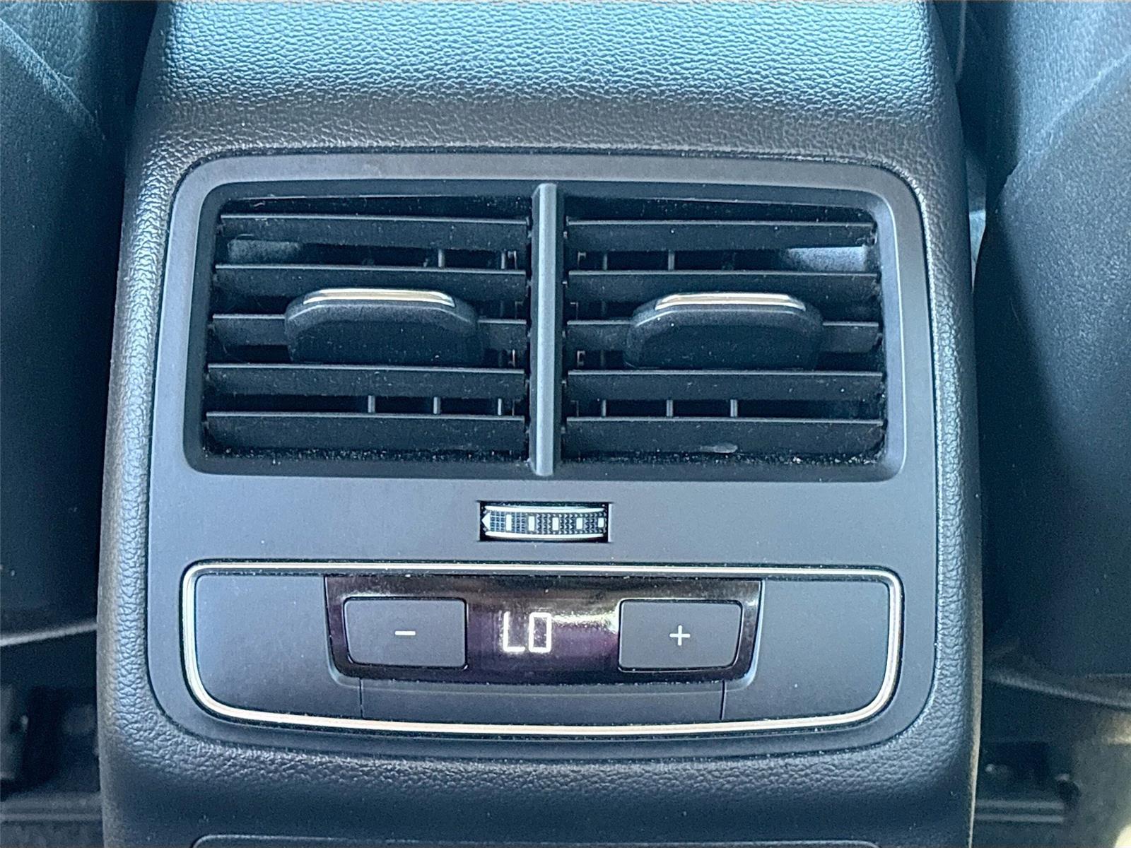 2017 Audi A4 ultra Premium