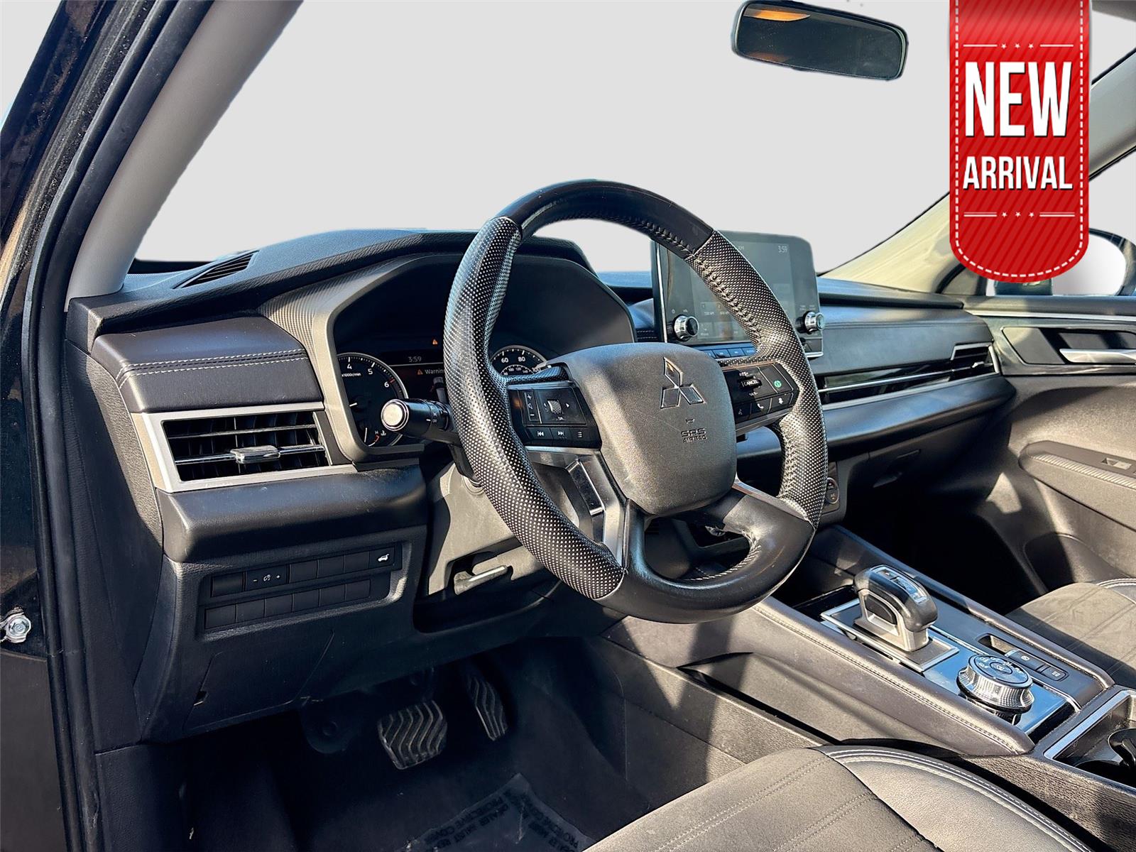 2023 Mitsubishi Outlander SE