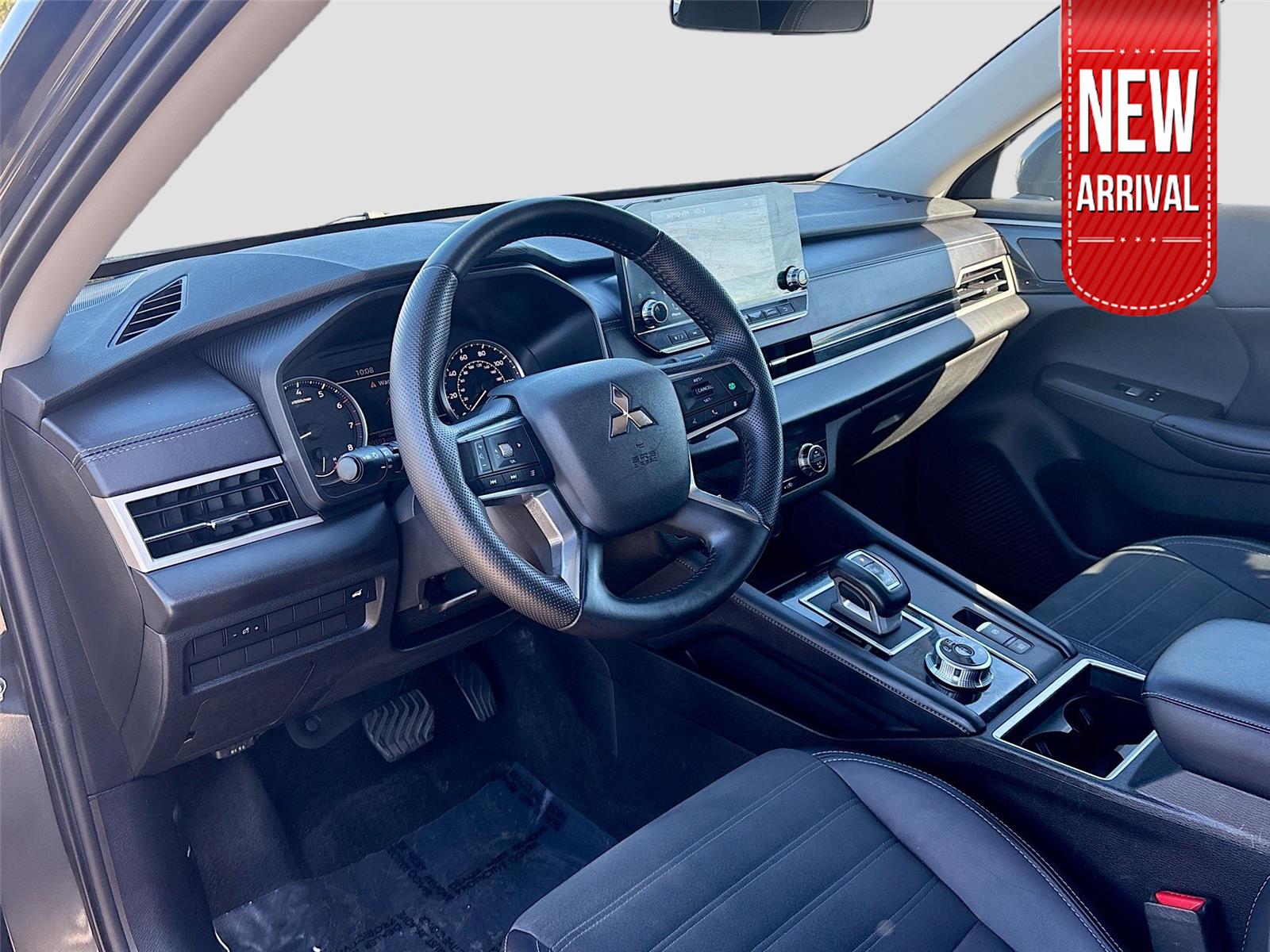 2024 MITSUBISHI OUTLANDER SE/BL