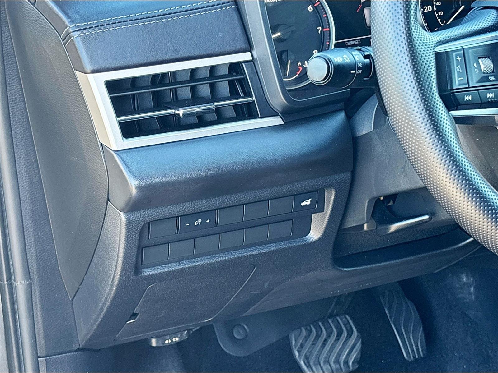 2024 MITSUBISHI OUTLANDER SE/BL