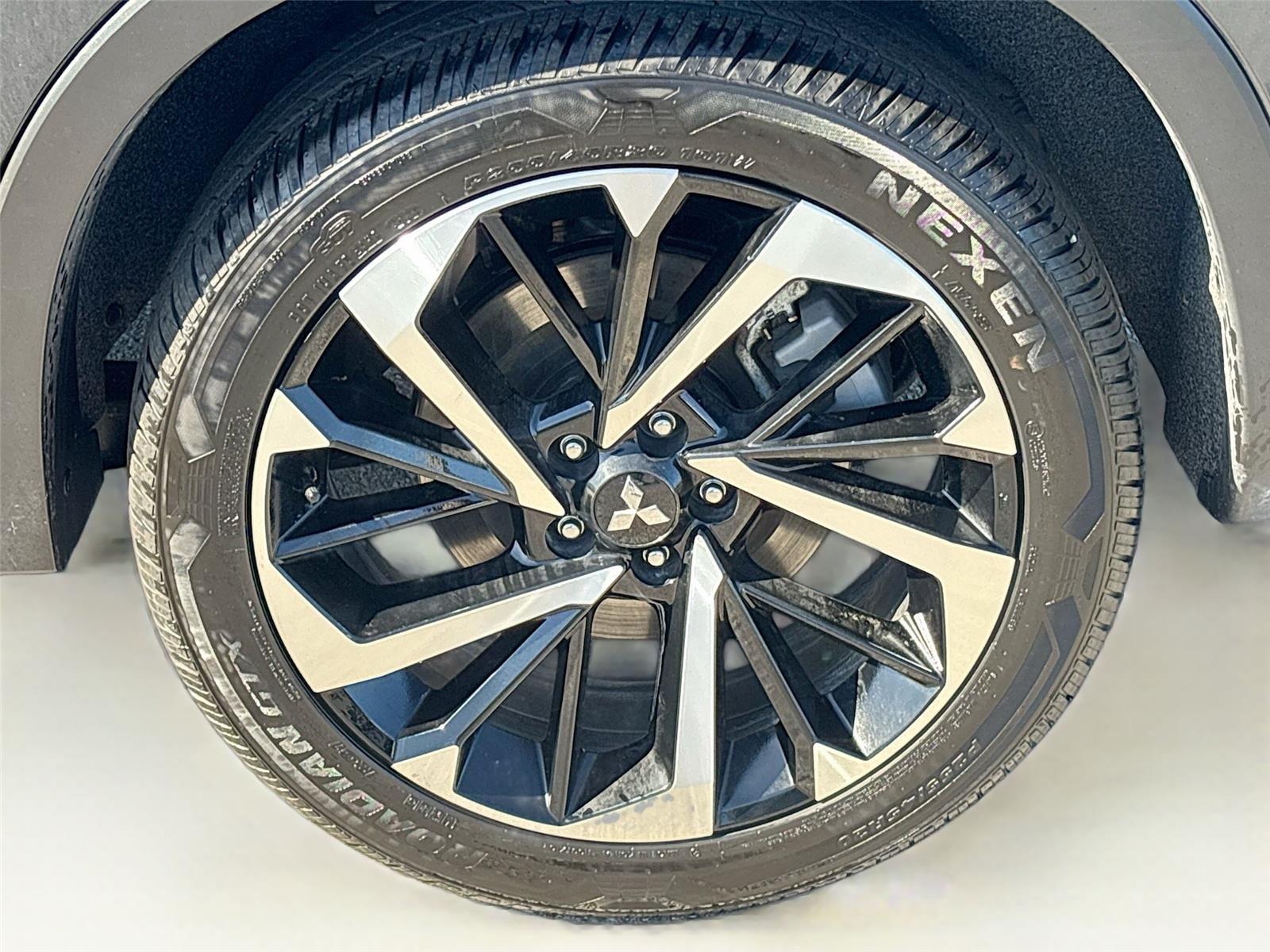 2024 MITSUBISHI OUTLANDER SE/BL