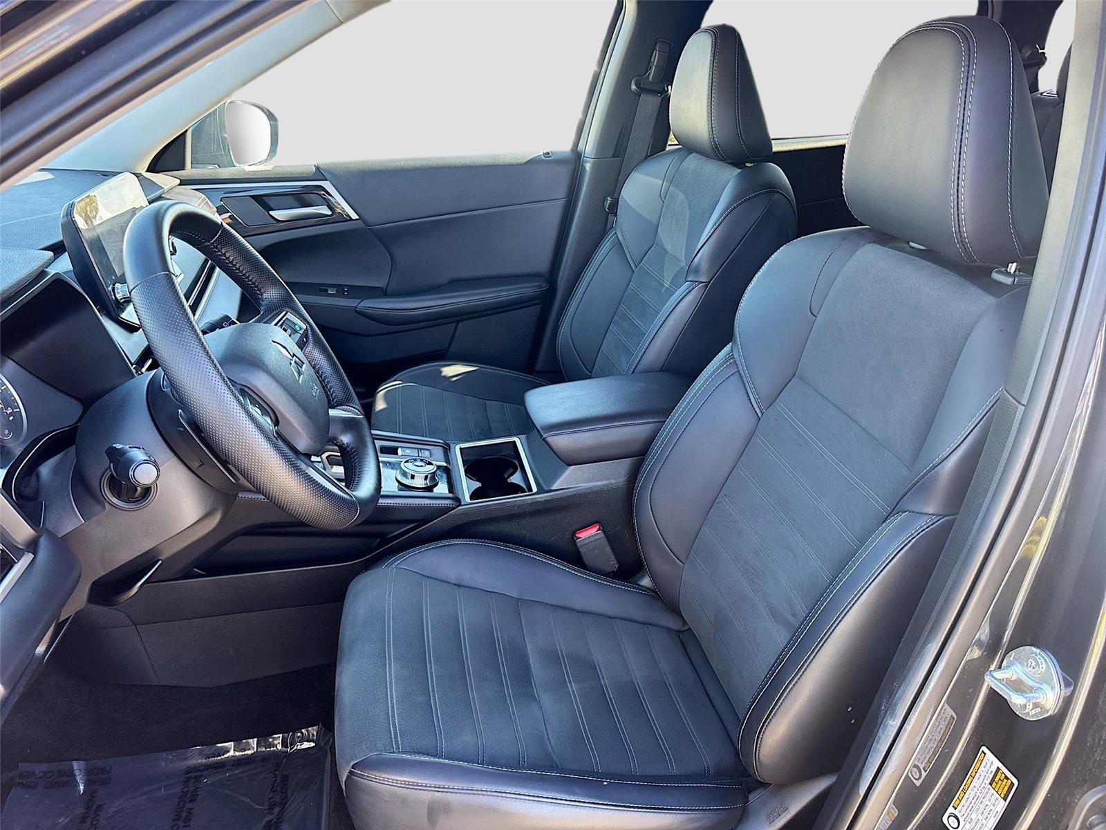 2024 MITSUBISHI OUTLANDER SE/BL