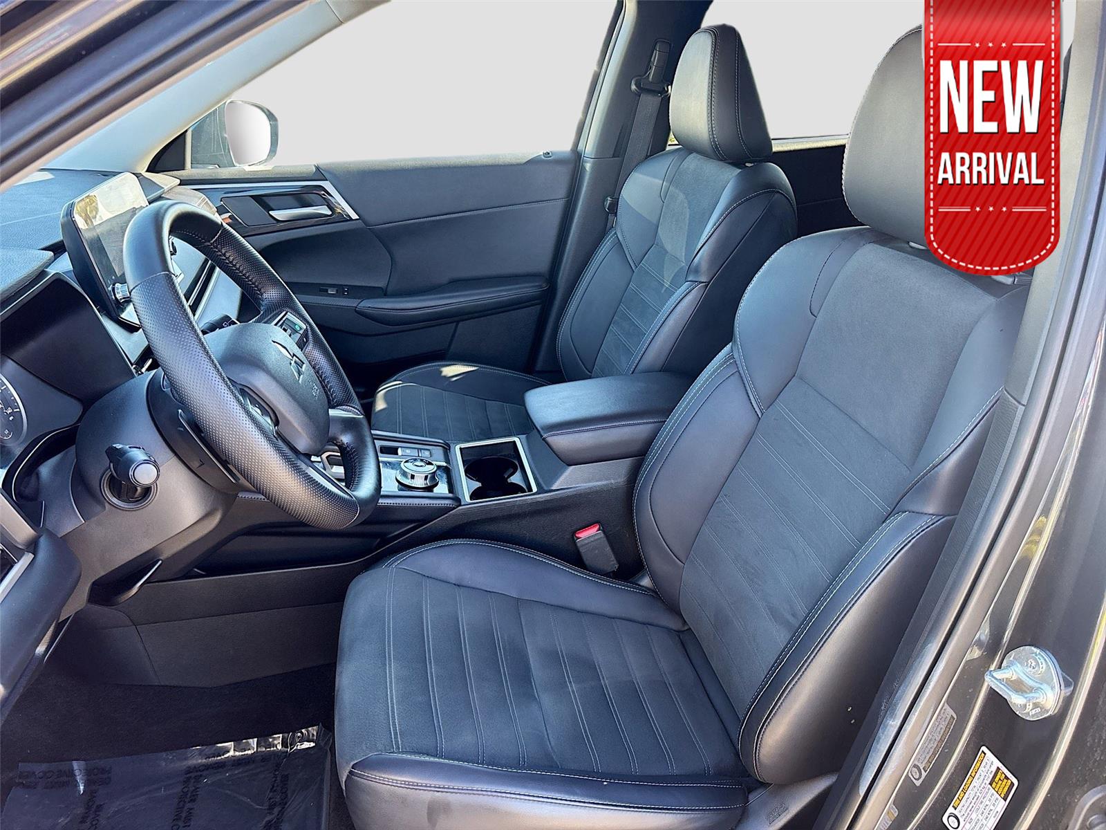 2024 MITSUBISHI OUTLANDER SE/BL