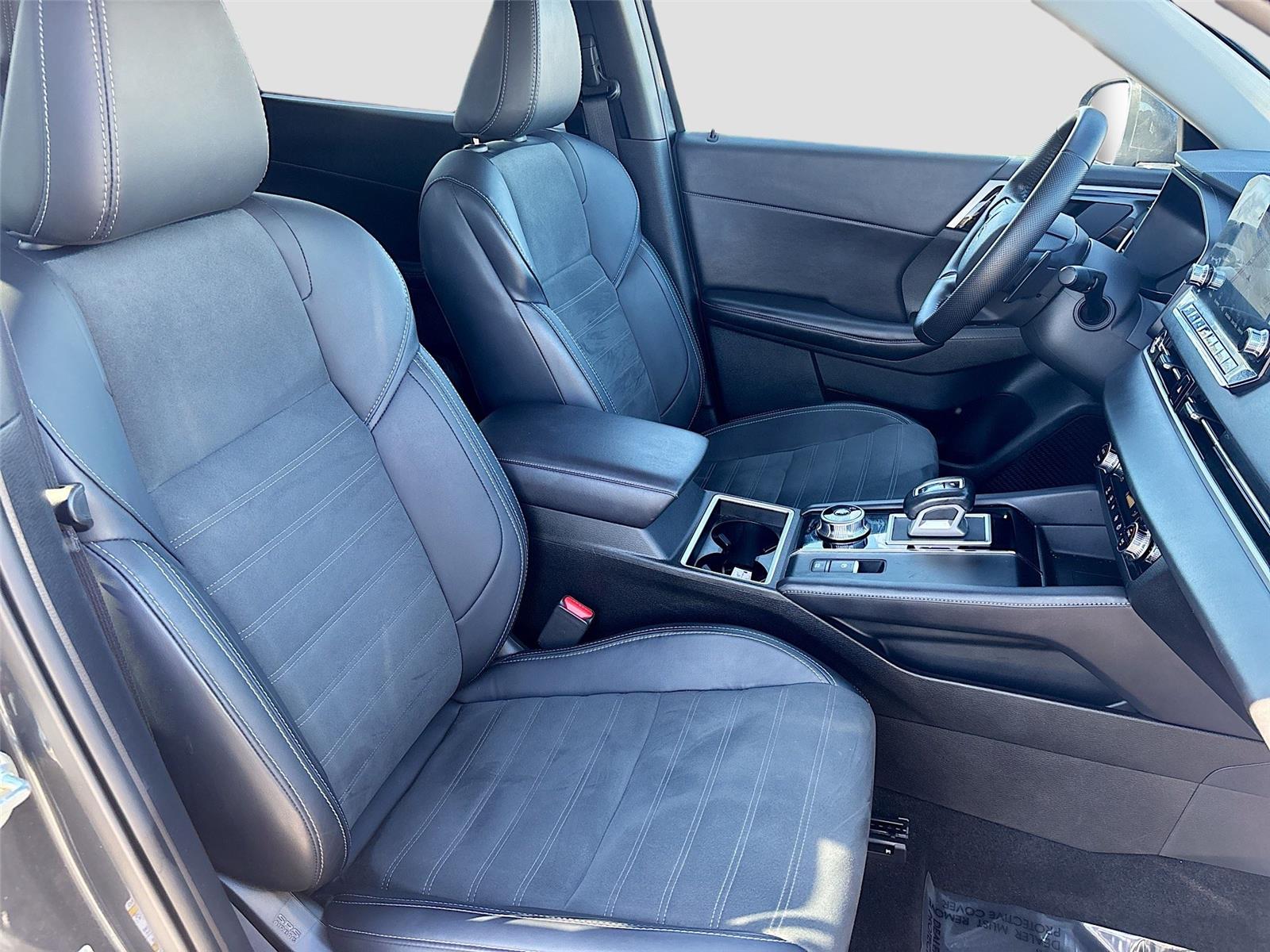 2024 MITSUBISHI OUTLANDER SE/BL