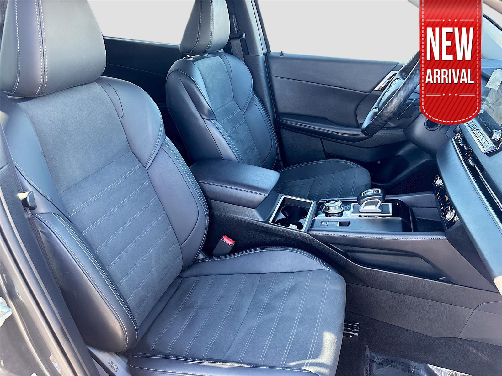 2024 MITSUBISHI OUTLANDER SE/BL