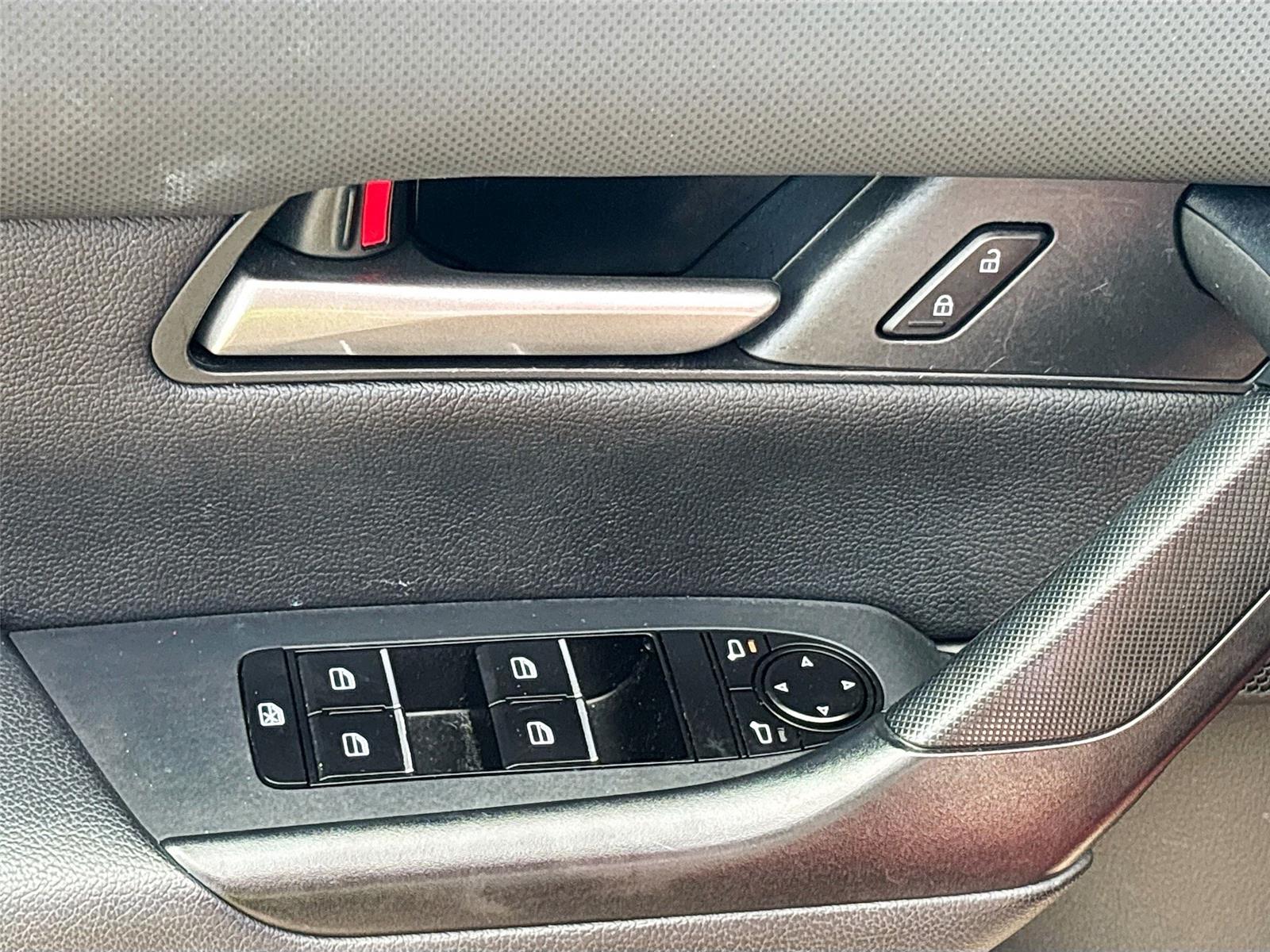 2024 Mazda CX-50 2.5 S Preferred Package