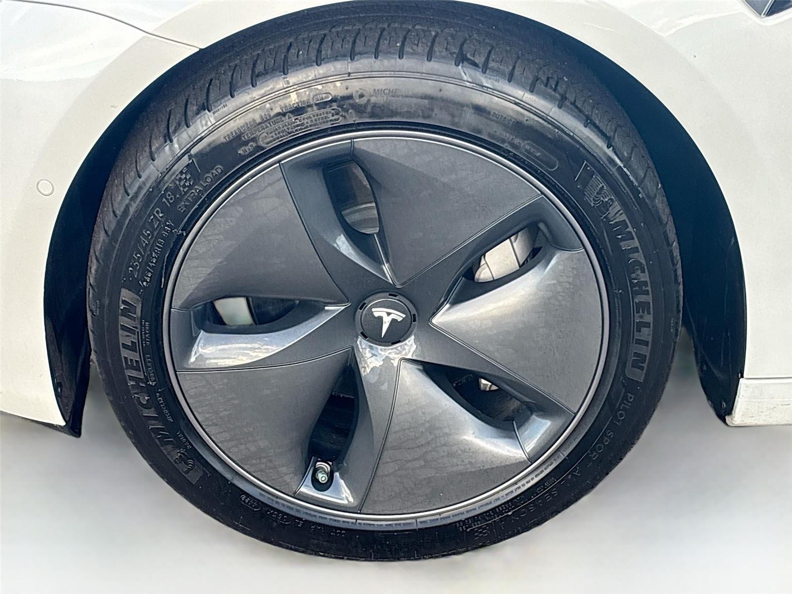 2020 Tesla Model 3 Standard Range Plus