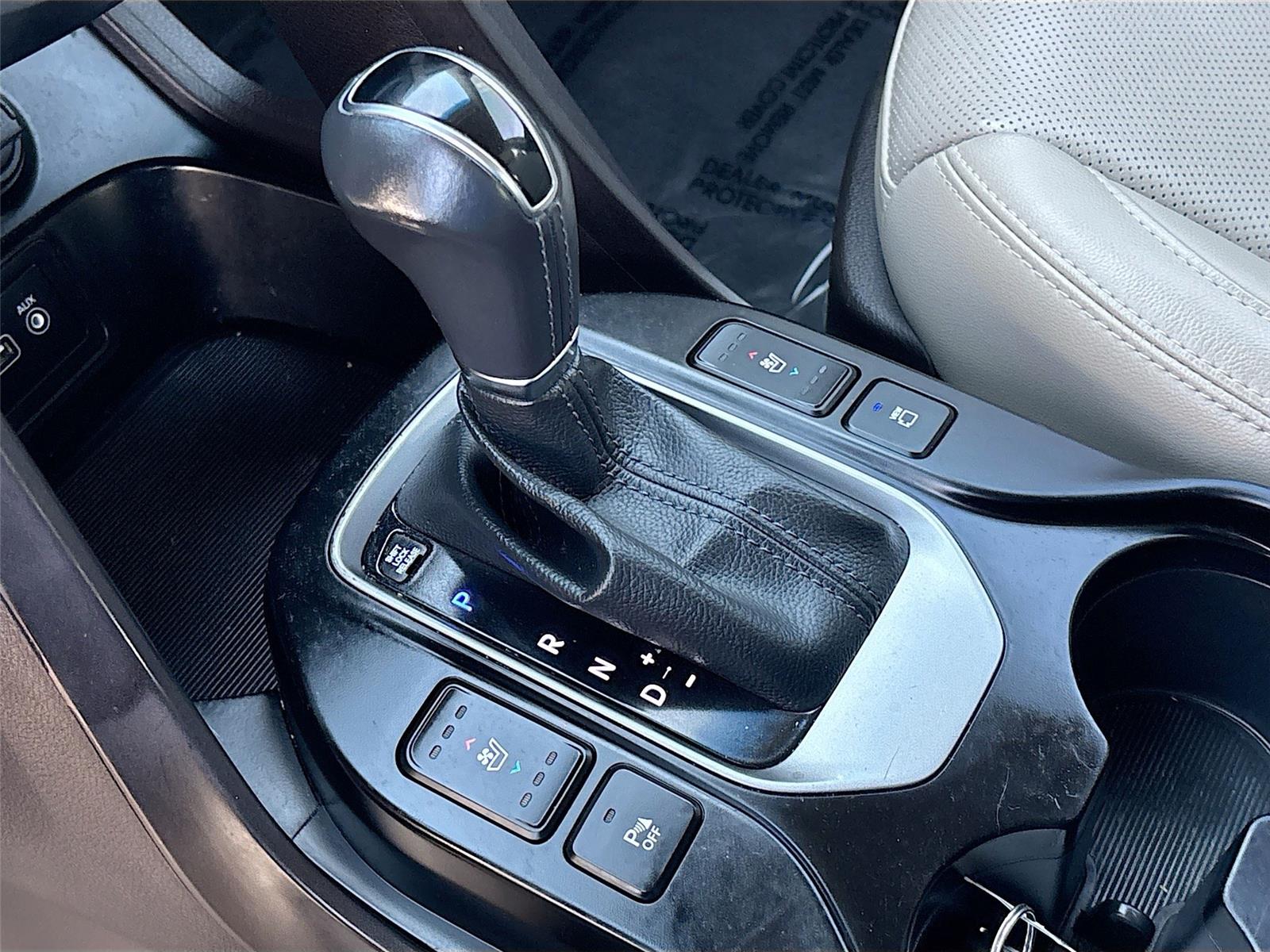 2017 Hyundai Santa Fe Sport 2.0T Ultimate