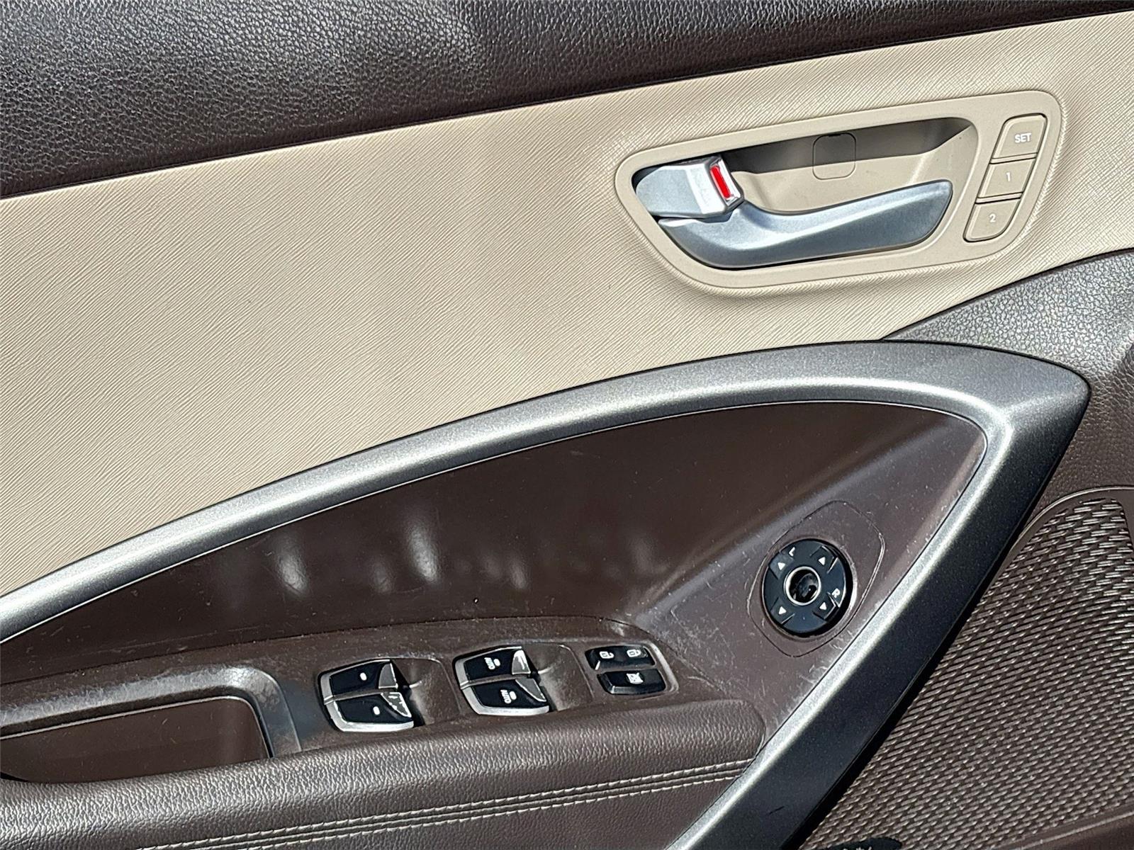 2017 Hyundai Santa Fe Sport 2.0T Ultimate