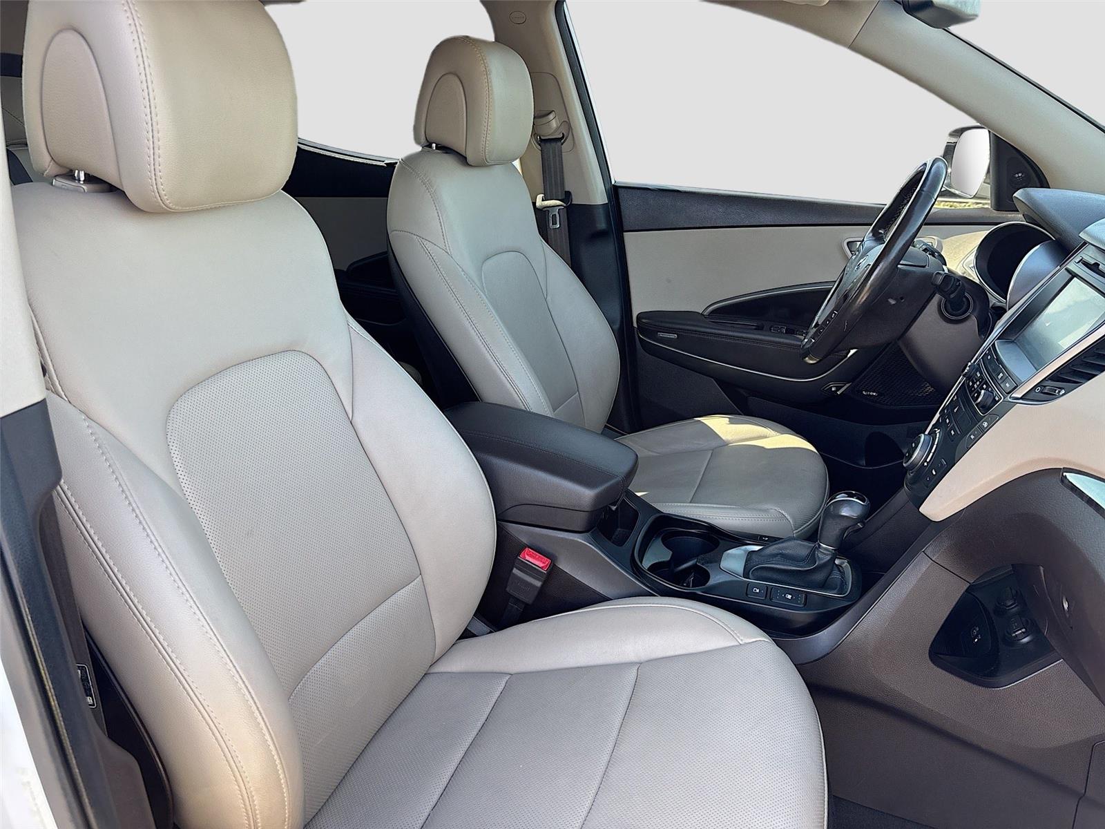 2017 Hyundai Santa Fe Sport 2.0T Ultimate