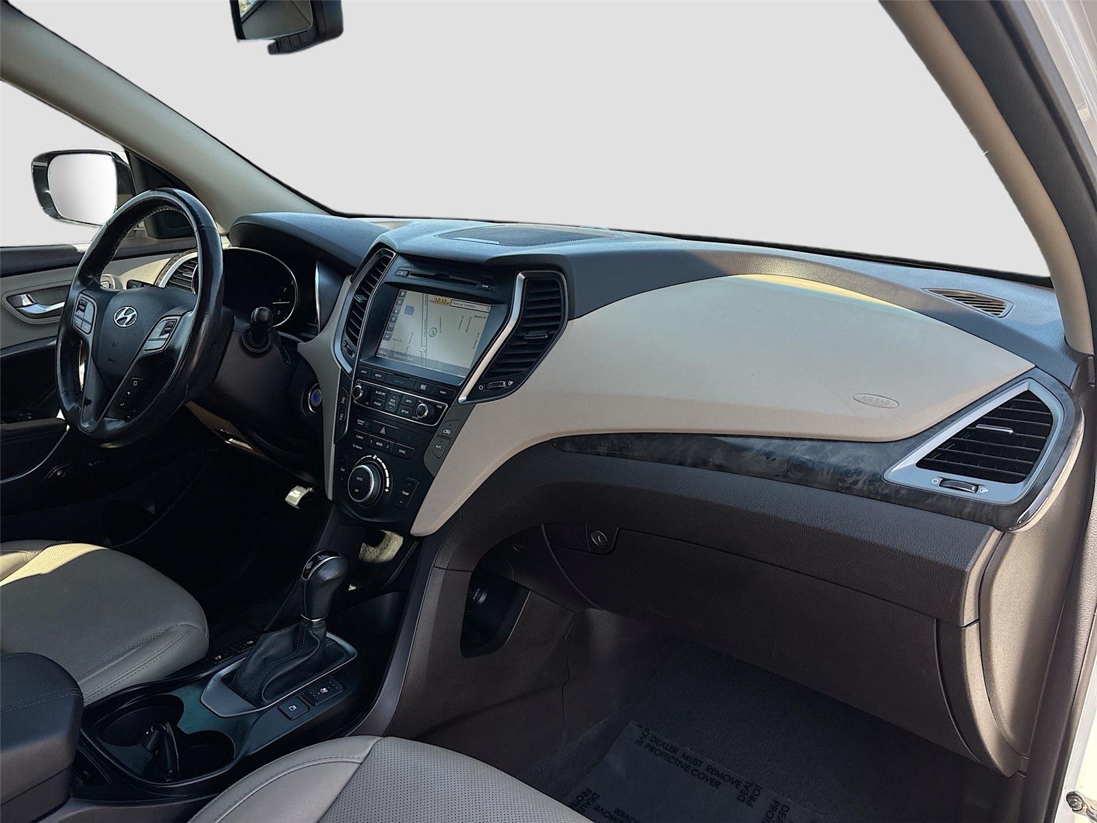 2017 Hyundai Santa Fe Sport 2.0T Ultimate