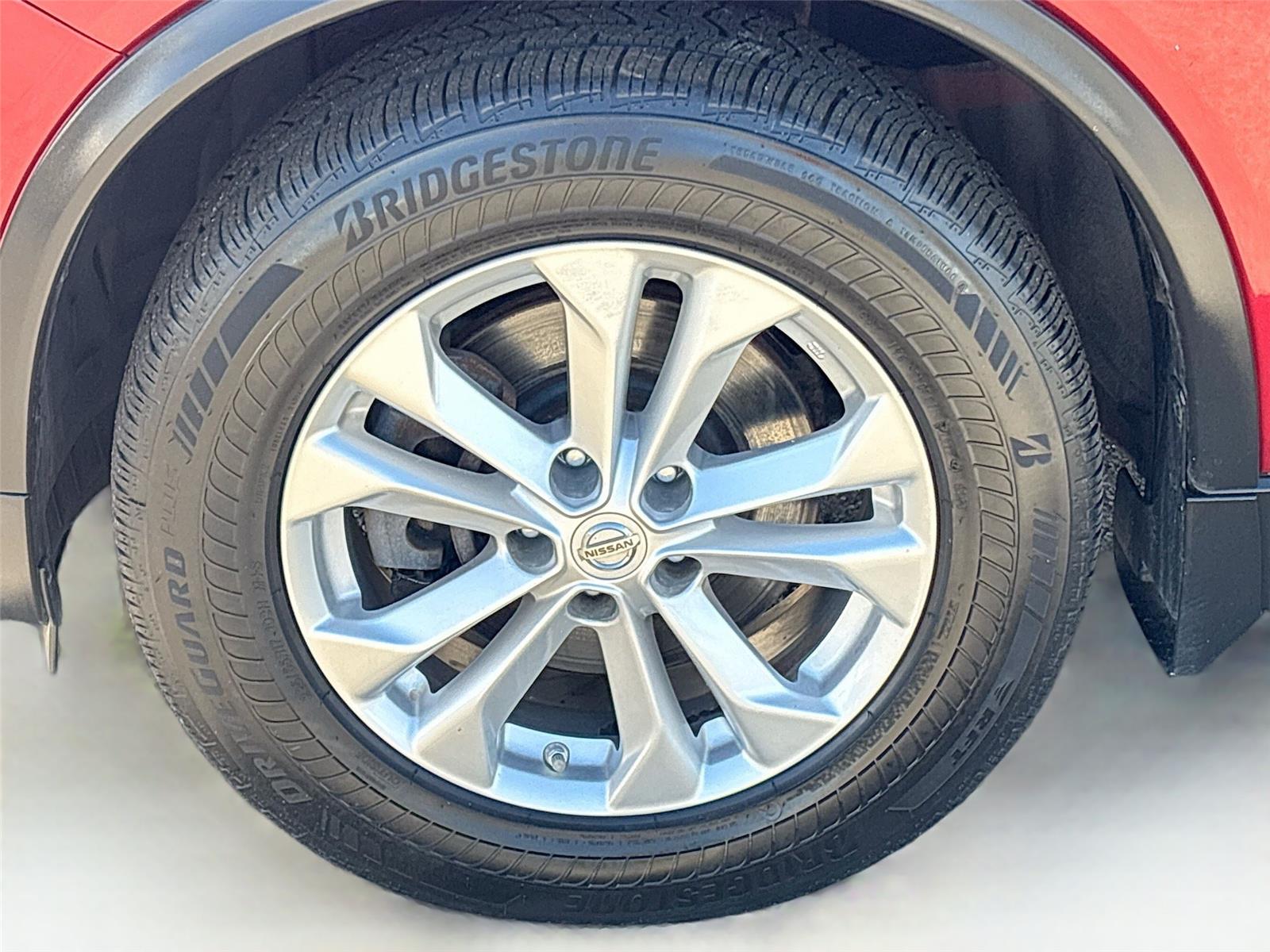 2015 Nissan Rogue SV