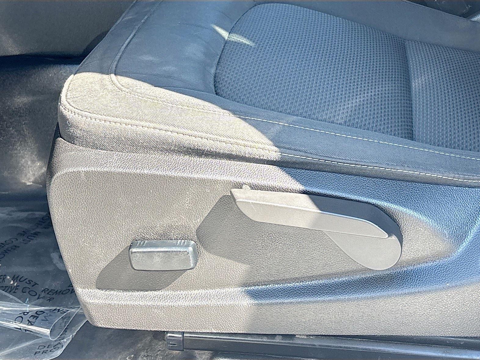 2022 Chevrolet Colorado 2WD LT