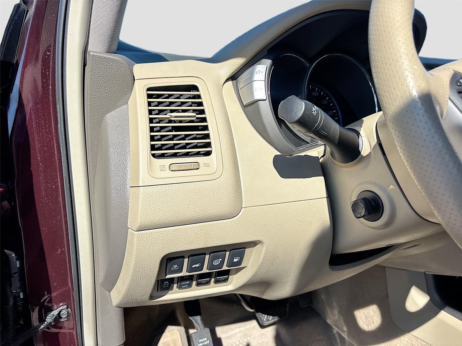 2014 Nissan Murano LE