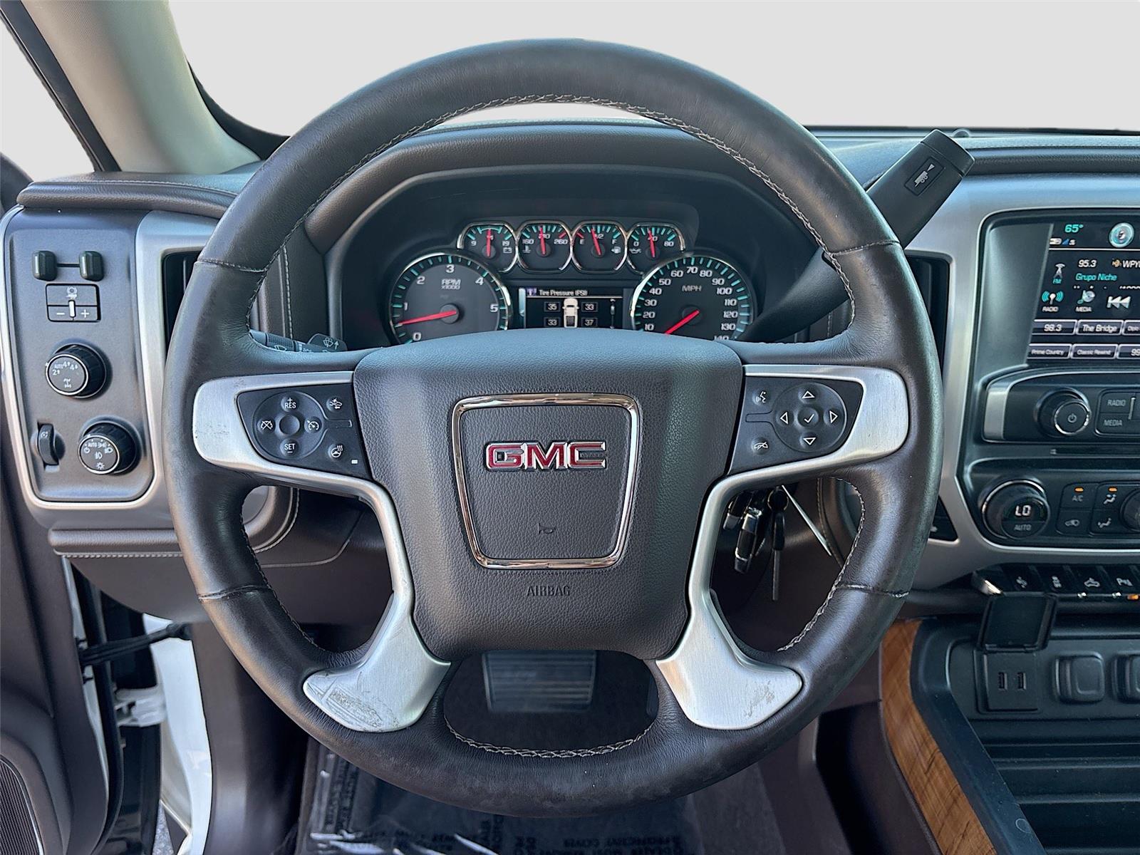 2017 GMC Sierra 1500 SLT