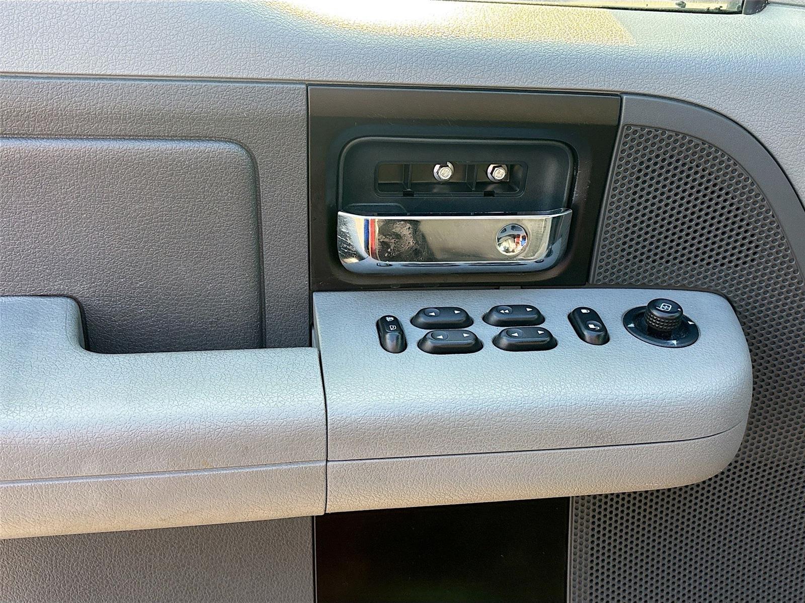 2005 FORD F150 SUPER CAB