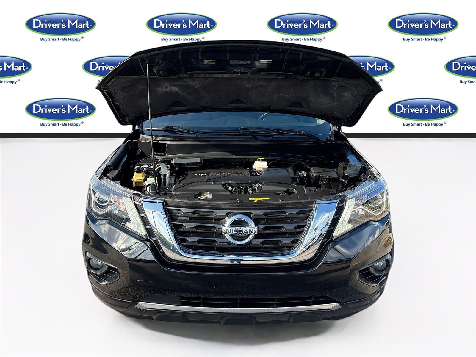 2020 Nissan Pathfinder SV