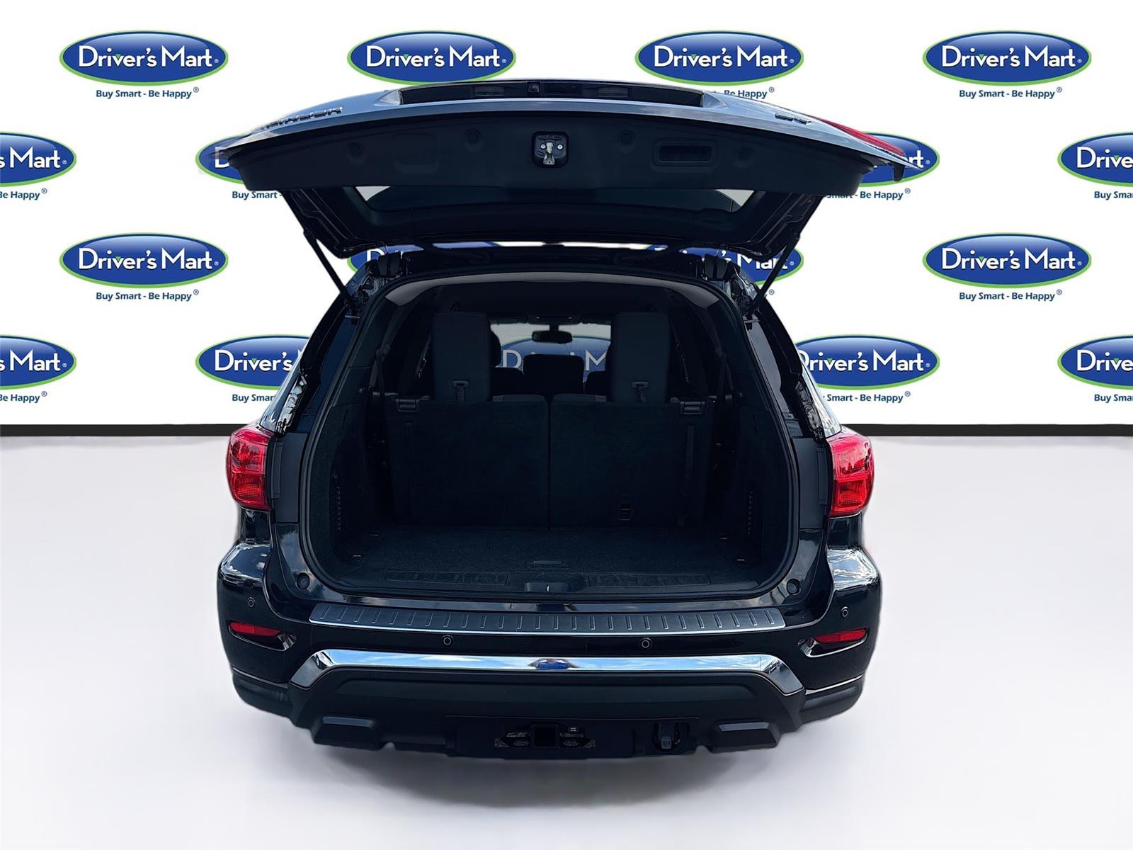 2020 Nissan Pathfinder SV