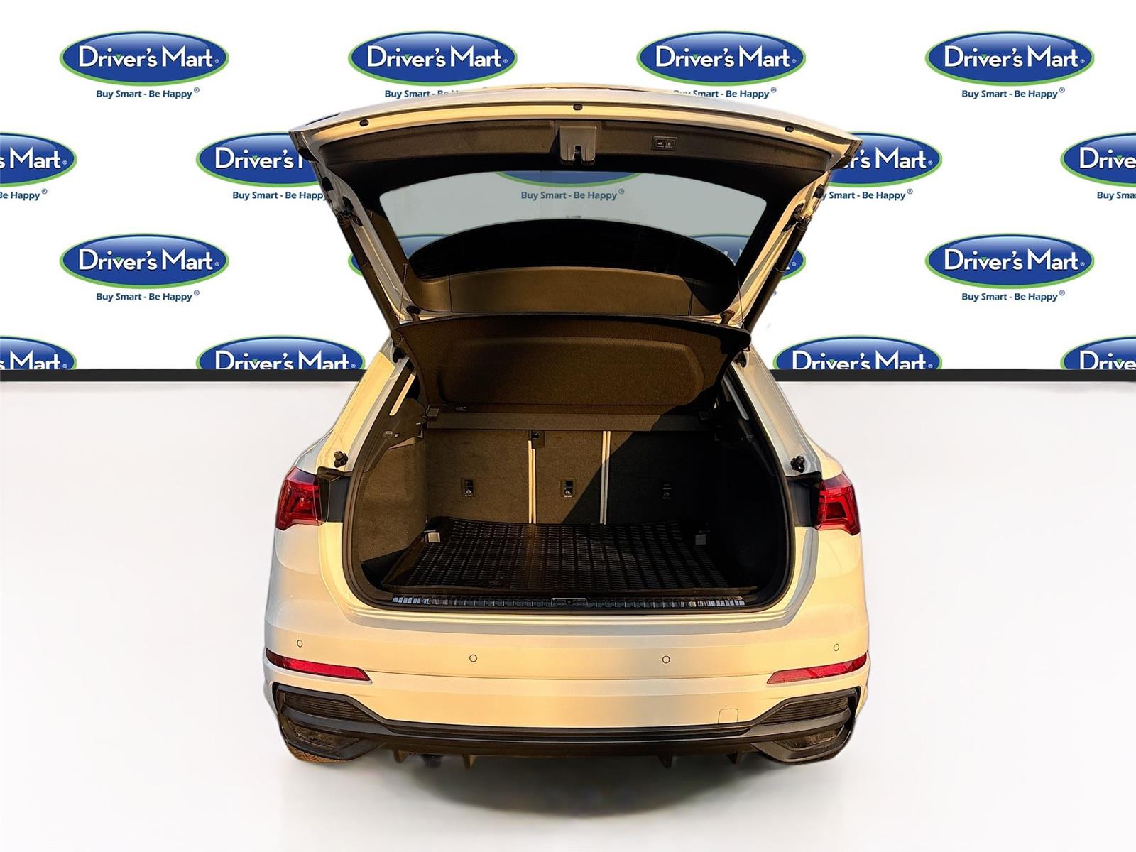 2021 Audi Q3 S line Premium