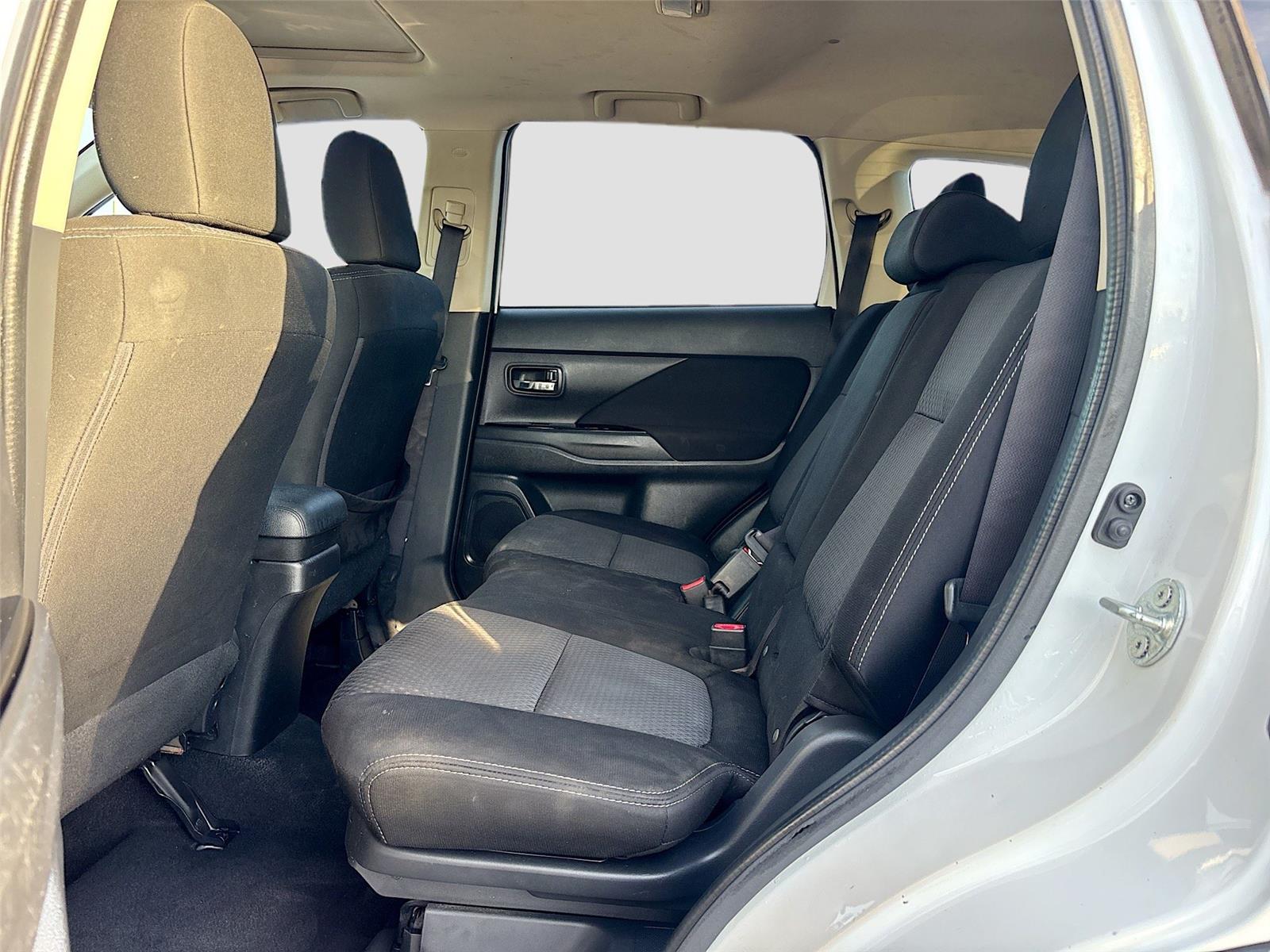 2018 Mitsubishi Outlander SE