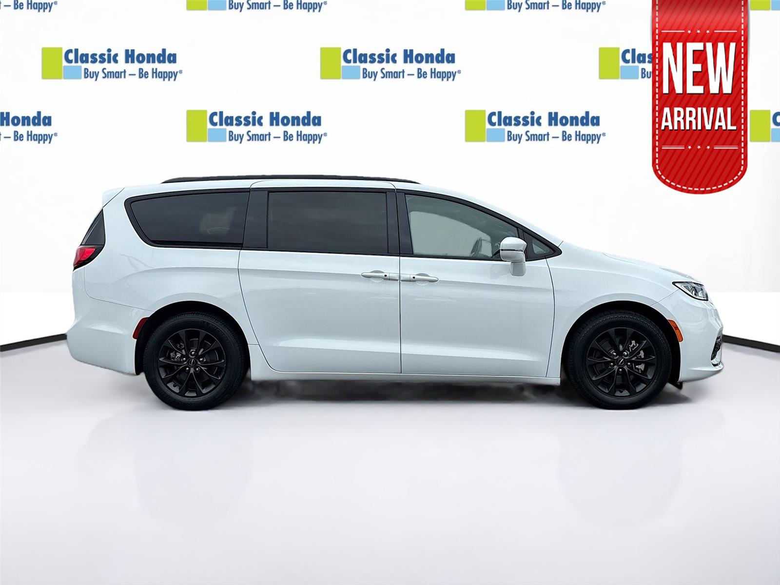 2021 Chrysler Pacifica Touring