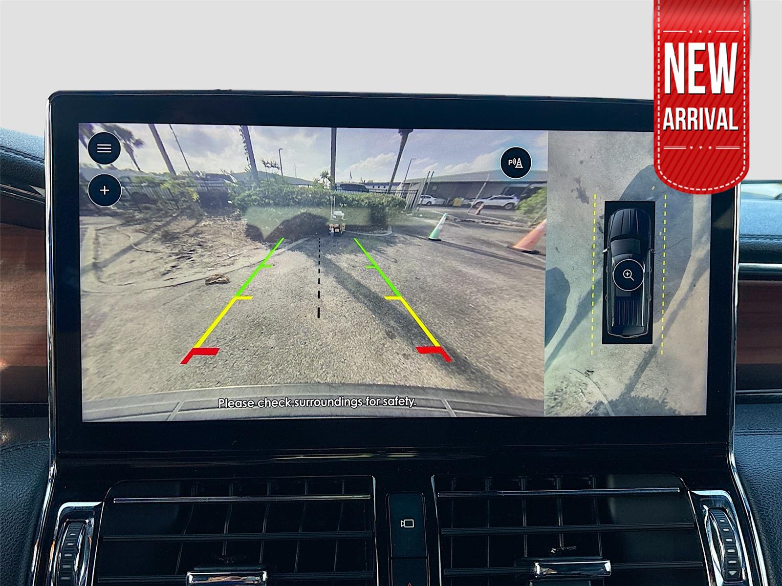 2023 Lincoln Navigator Standard