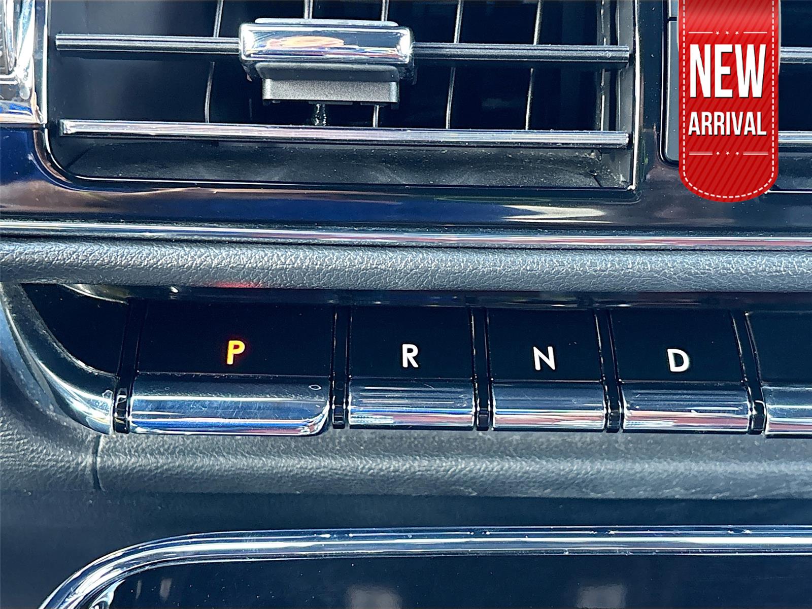 2023 Lincoln Navigator Standard