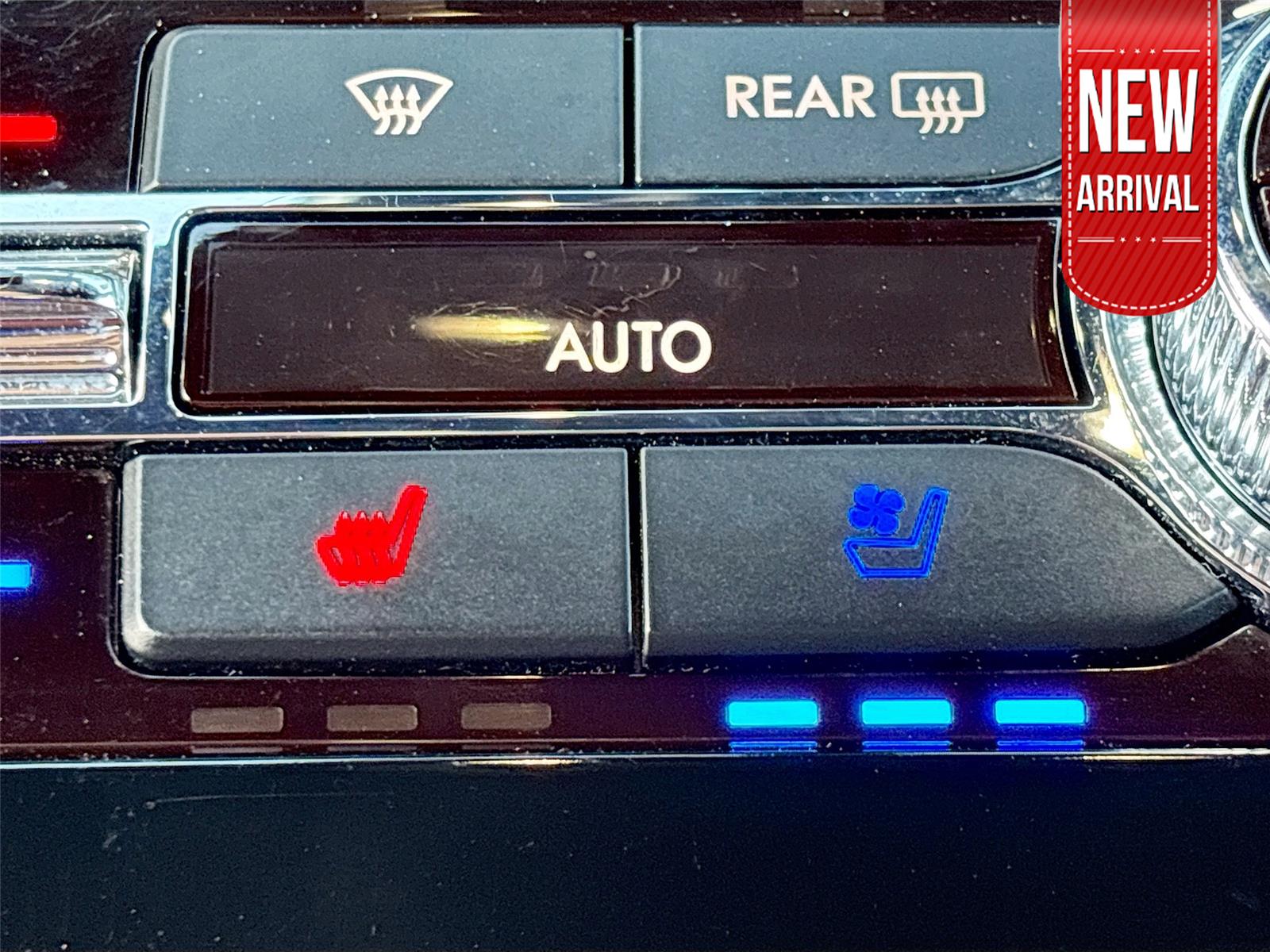 2023 Lincoln Navigator Standard