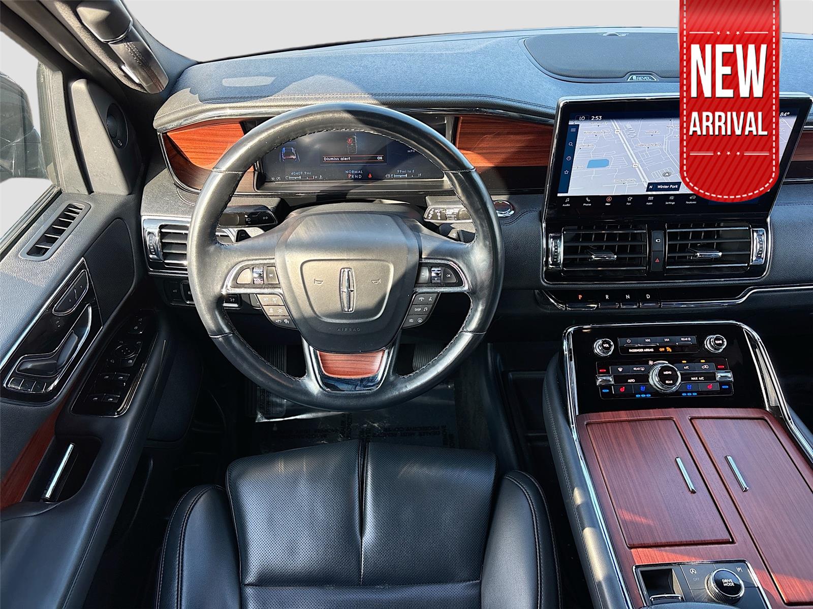 2023 Lincoln Navigator Standard