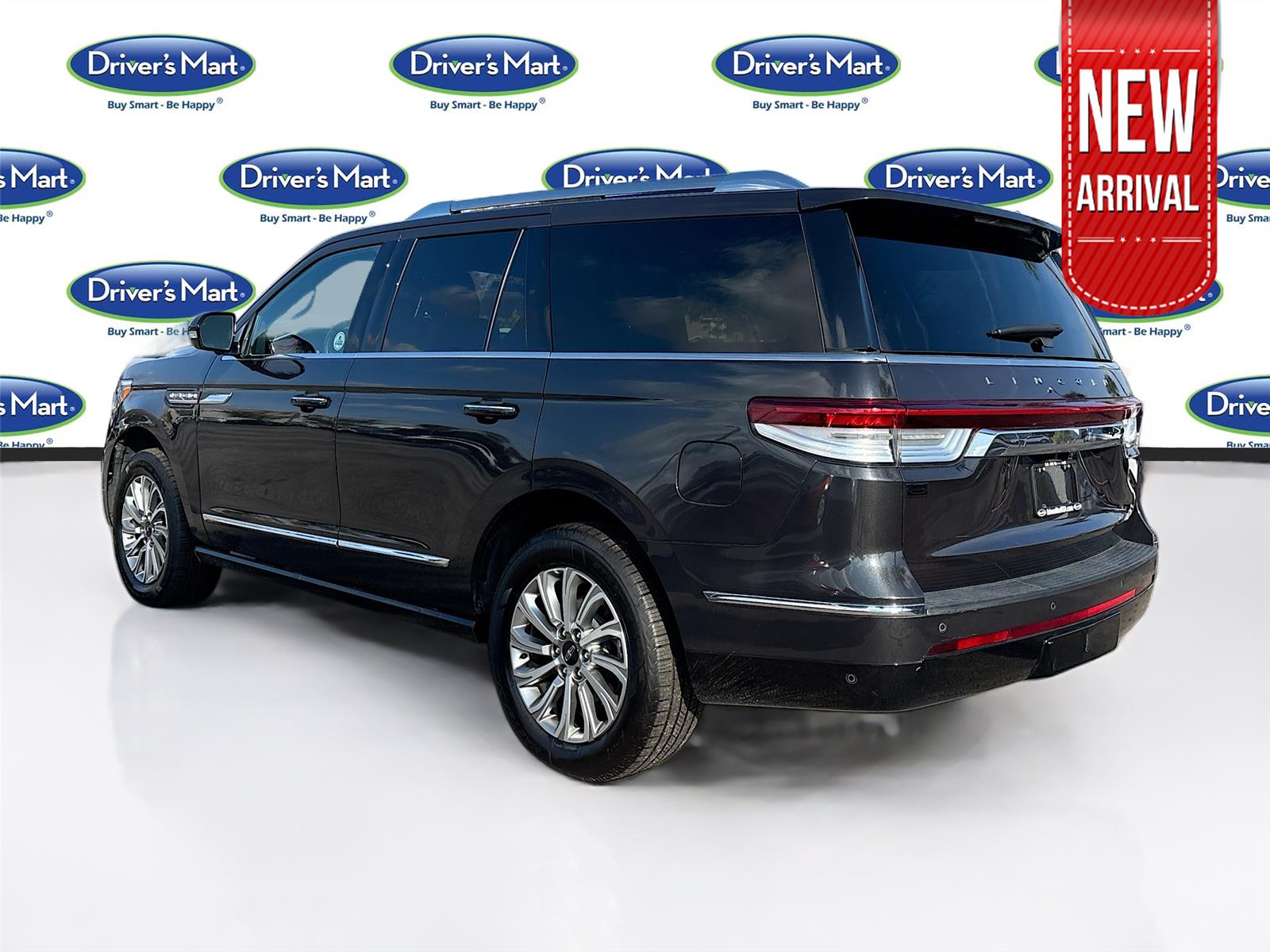 2023 Lincoln Navigator Standard