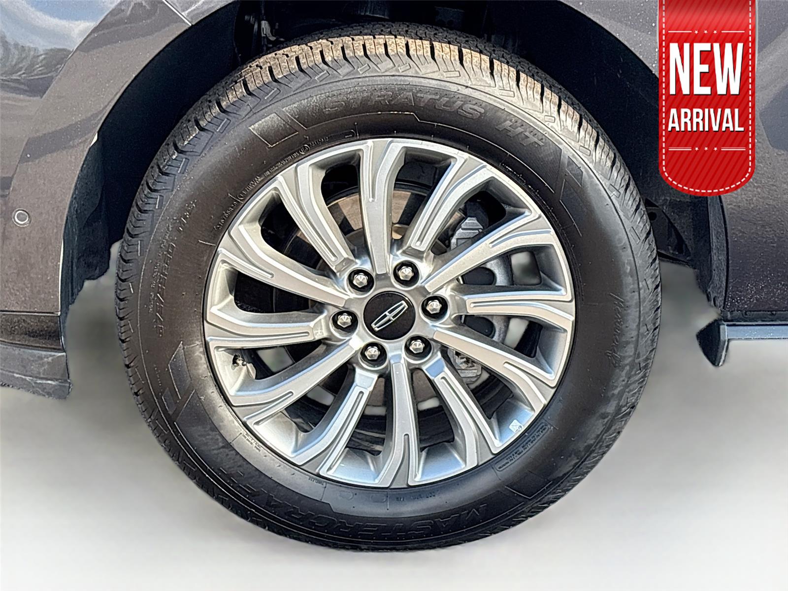 2023 Lincoln Navigator Standard