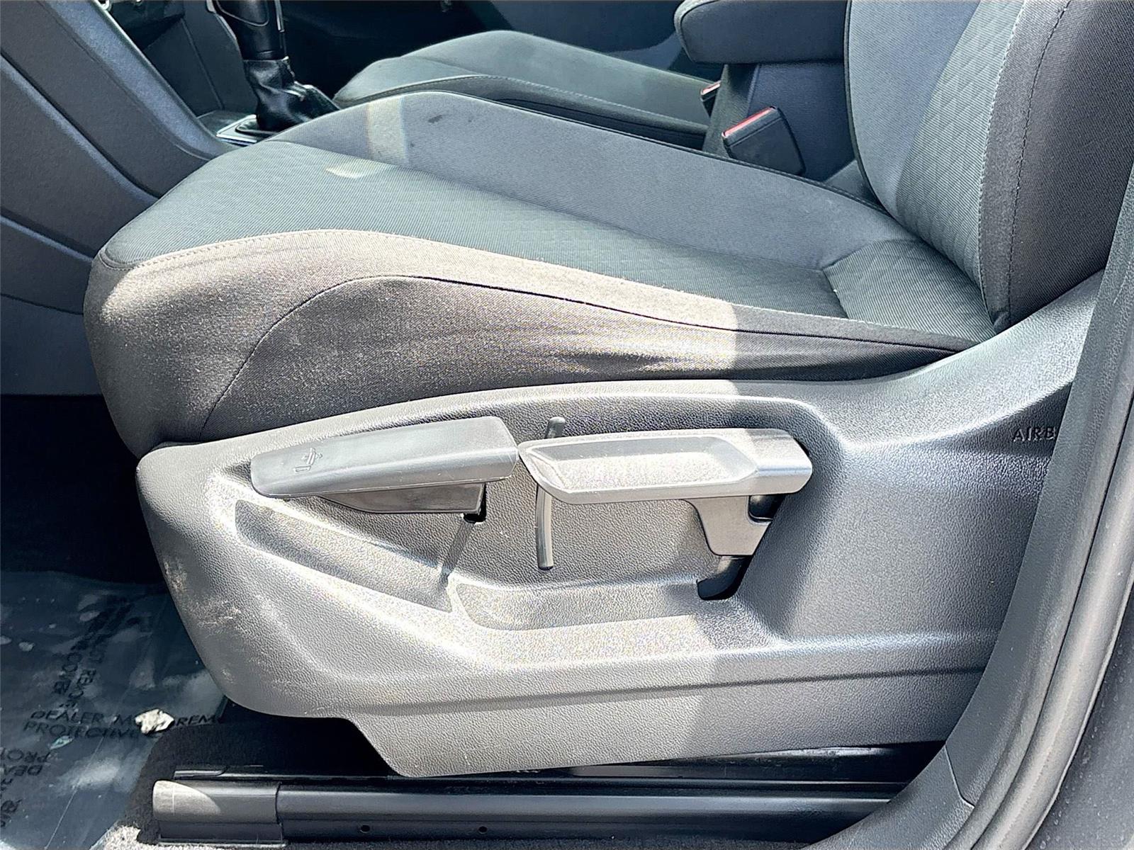 2018 Volkswagen Tiguan S