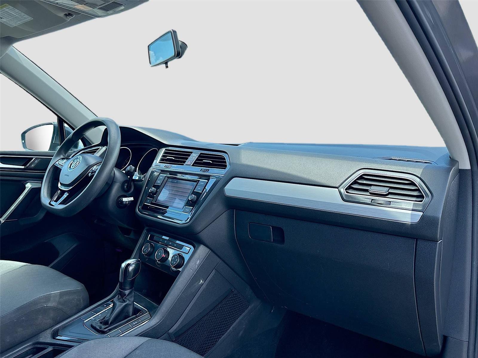 2018 Volkswagen Tiguan S