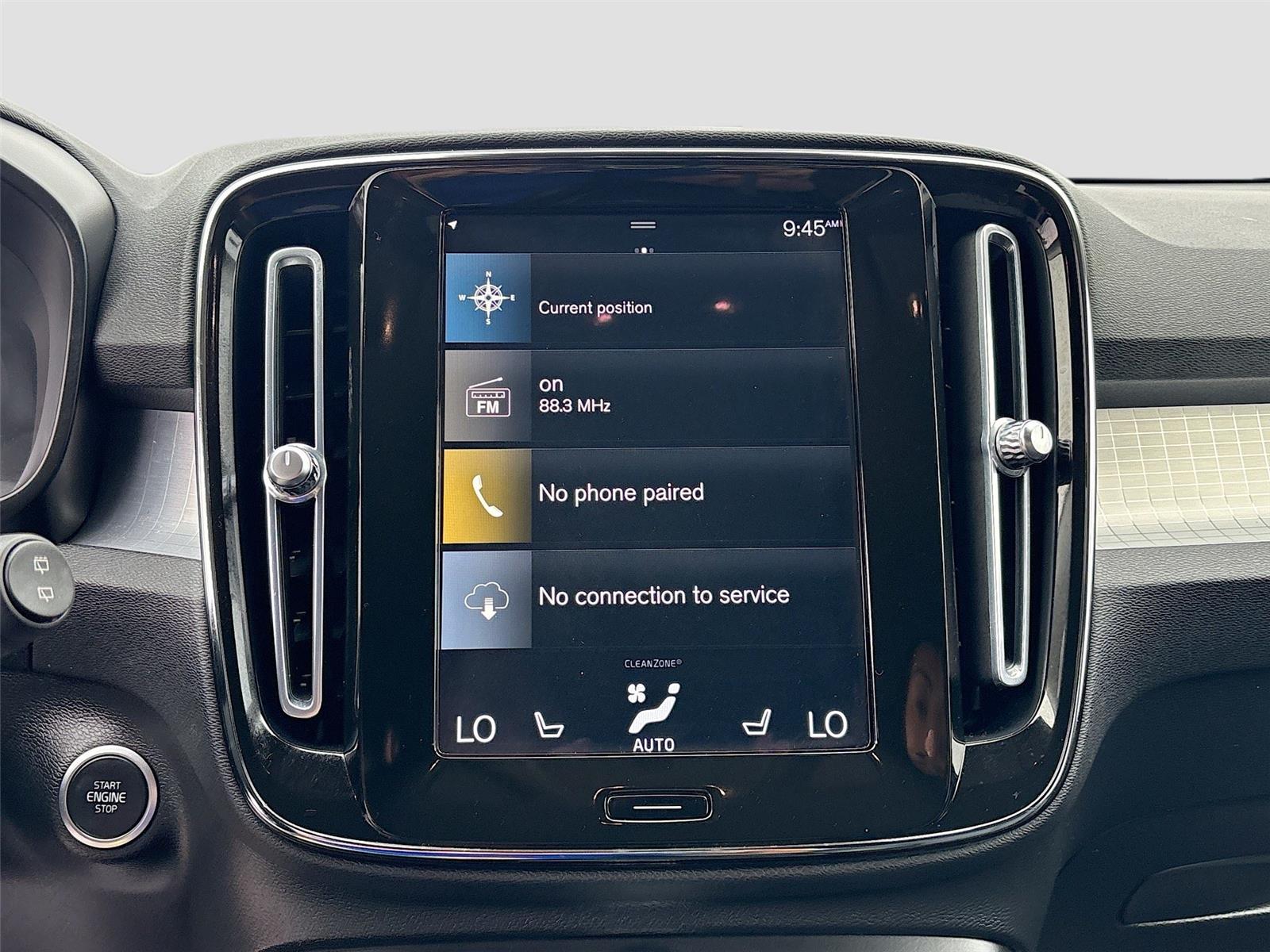 2022 Volvo XC40 Momentum