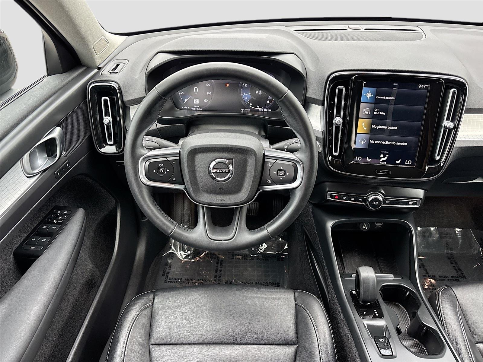 2022 Volvo XC40 Momentum